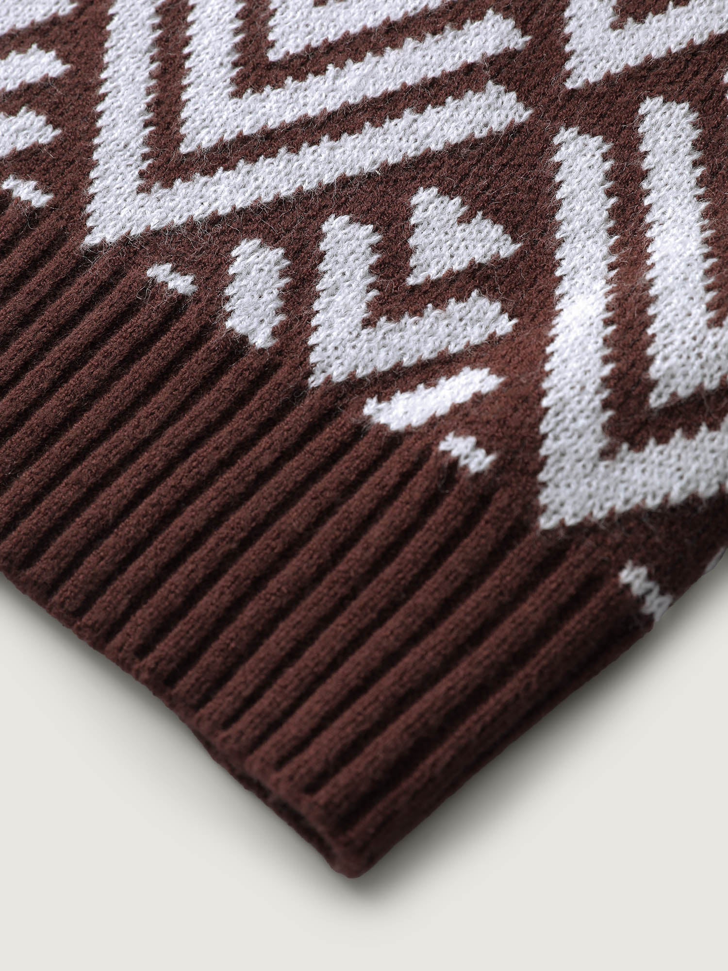Cowl Neckline Geometric Print Pullover - Image 6