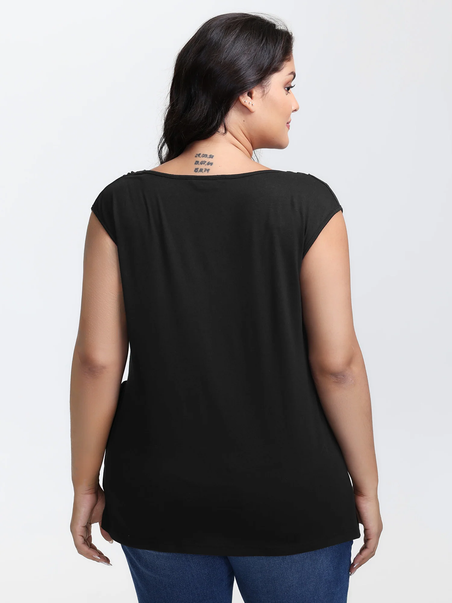 Cowl Neckline Knotted Knit Tank Top - Image 4