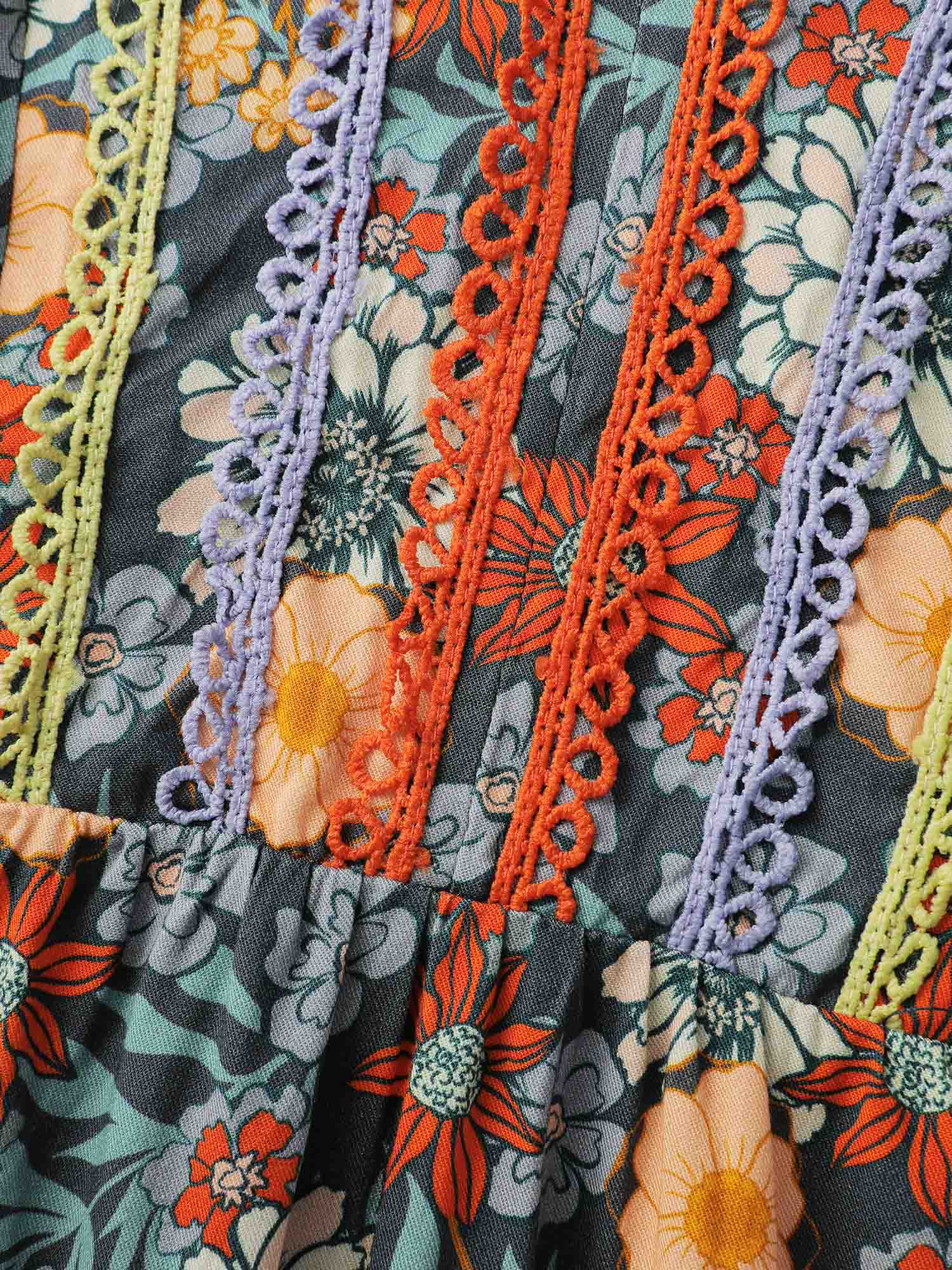 Cozy Floral Print Lace Trim Blouse - Image 5