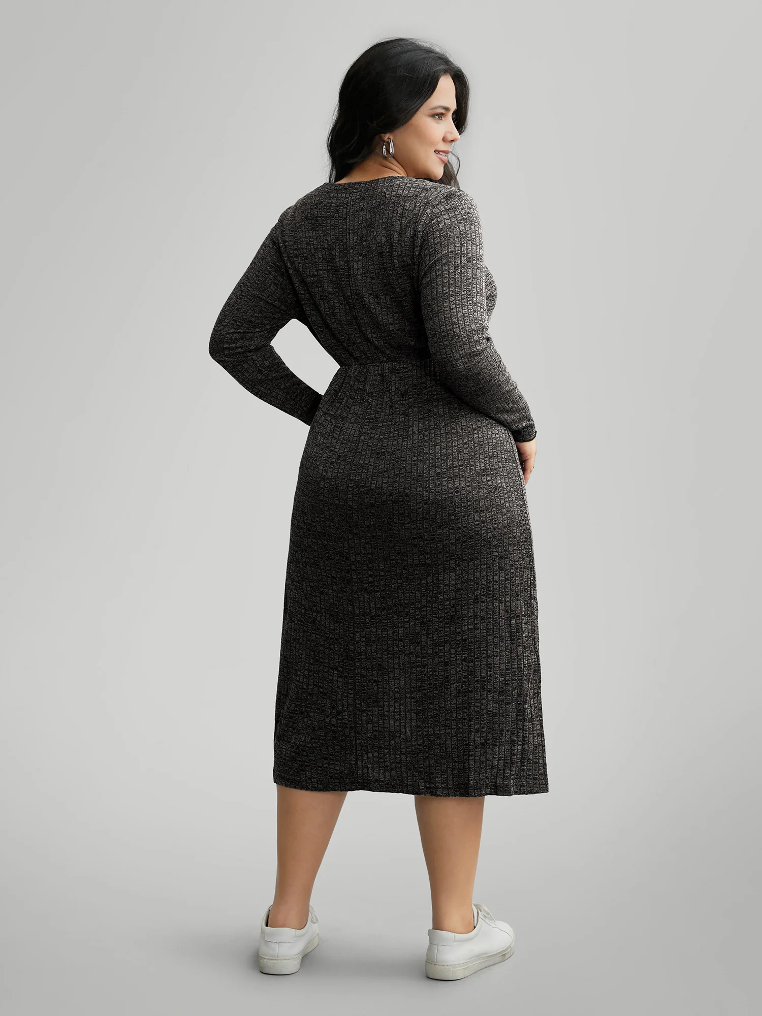 Crew Neck Button Detail Split Hem Dress - Image 5