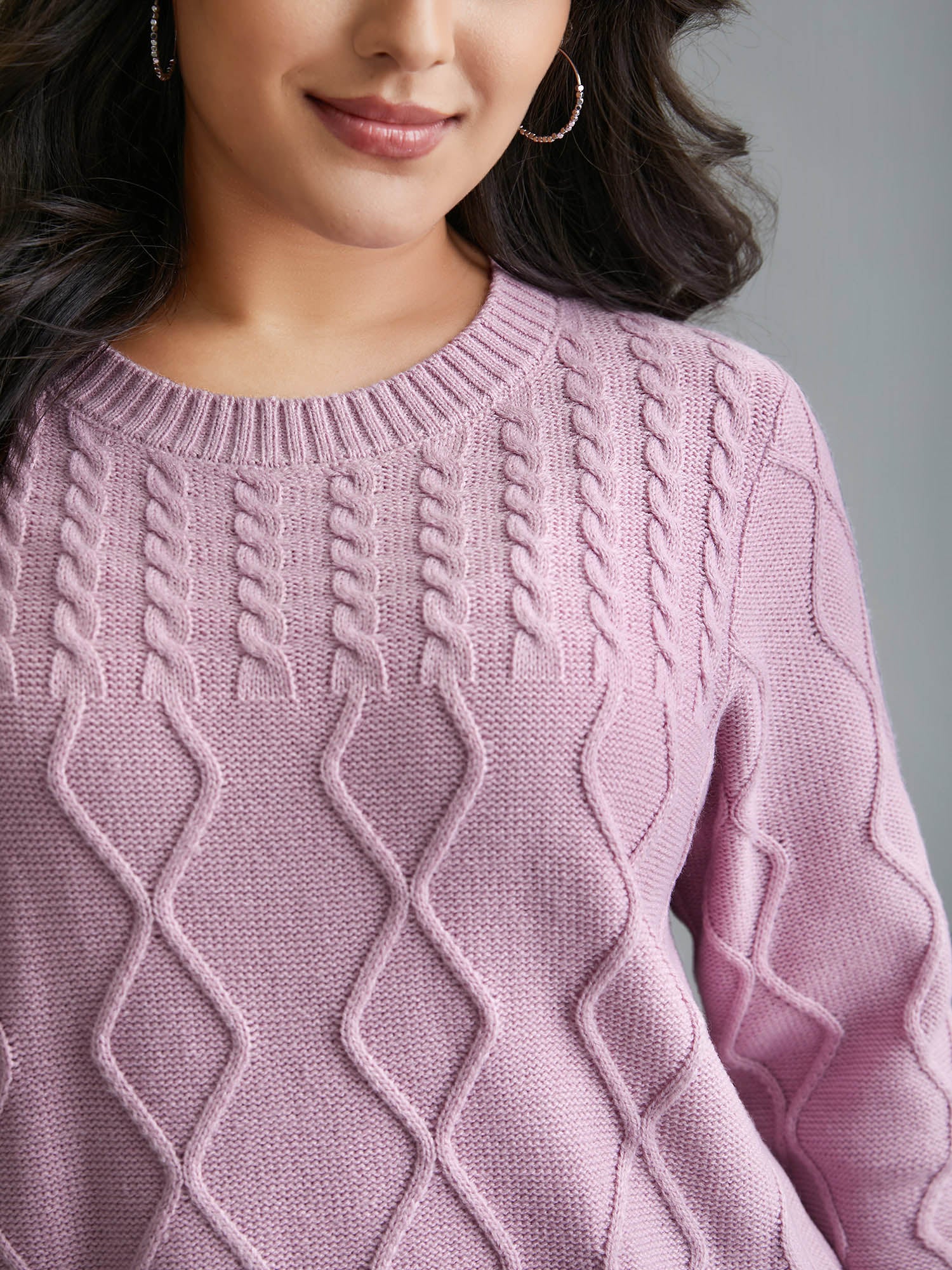 Crew Neck Cable Knit Textured Pullover - Image 5