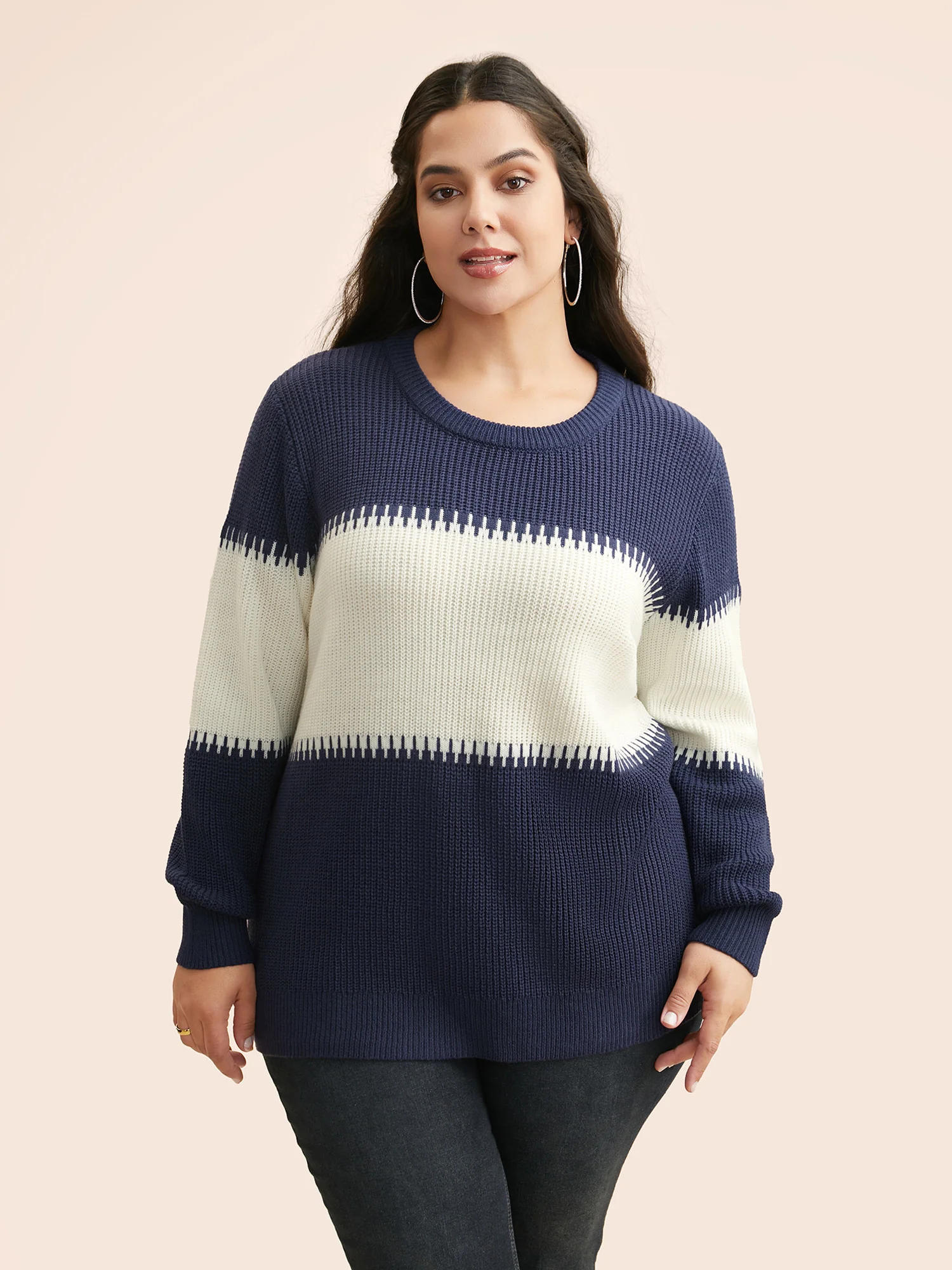 Crew Neck Contrast Patchwork Pullover - Image 3