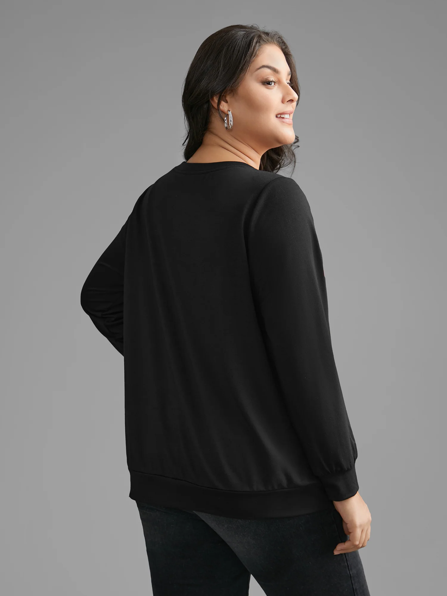 Crew Neck Heart Print Sweatshirt - Image 5
