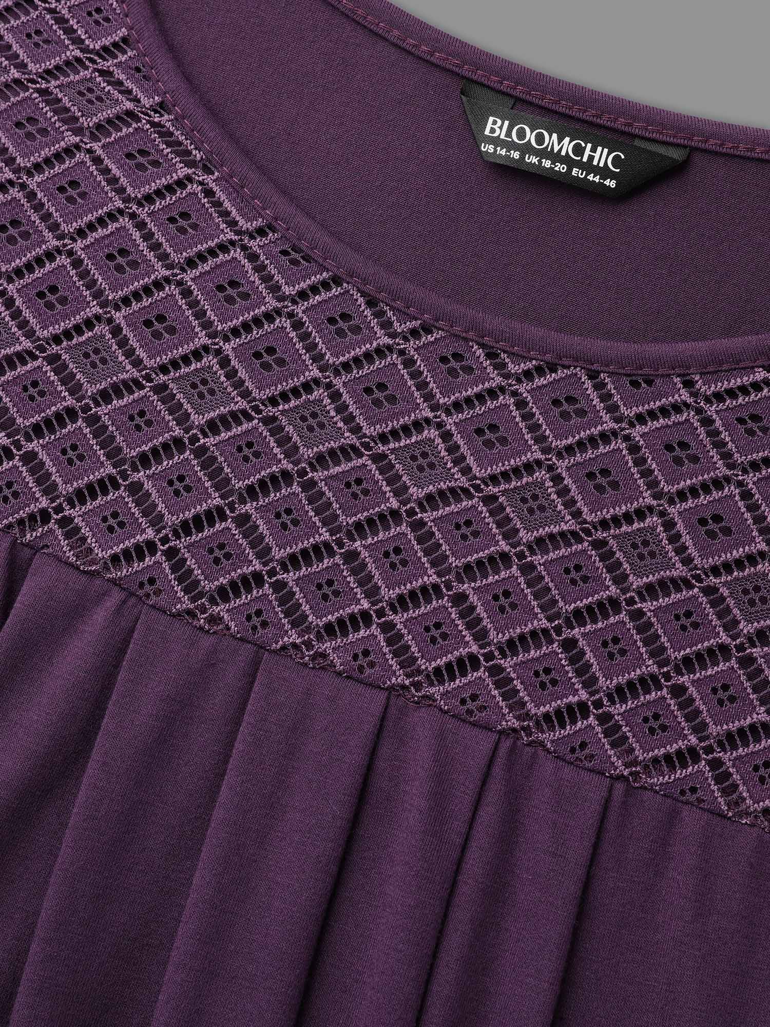 Crew Neck Lace Detail Pleated T-Shirt - Image 6
