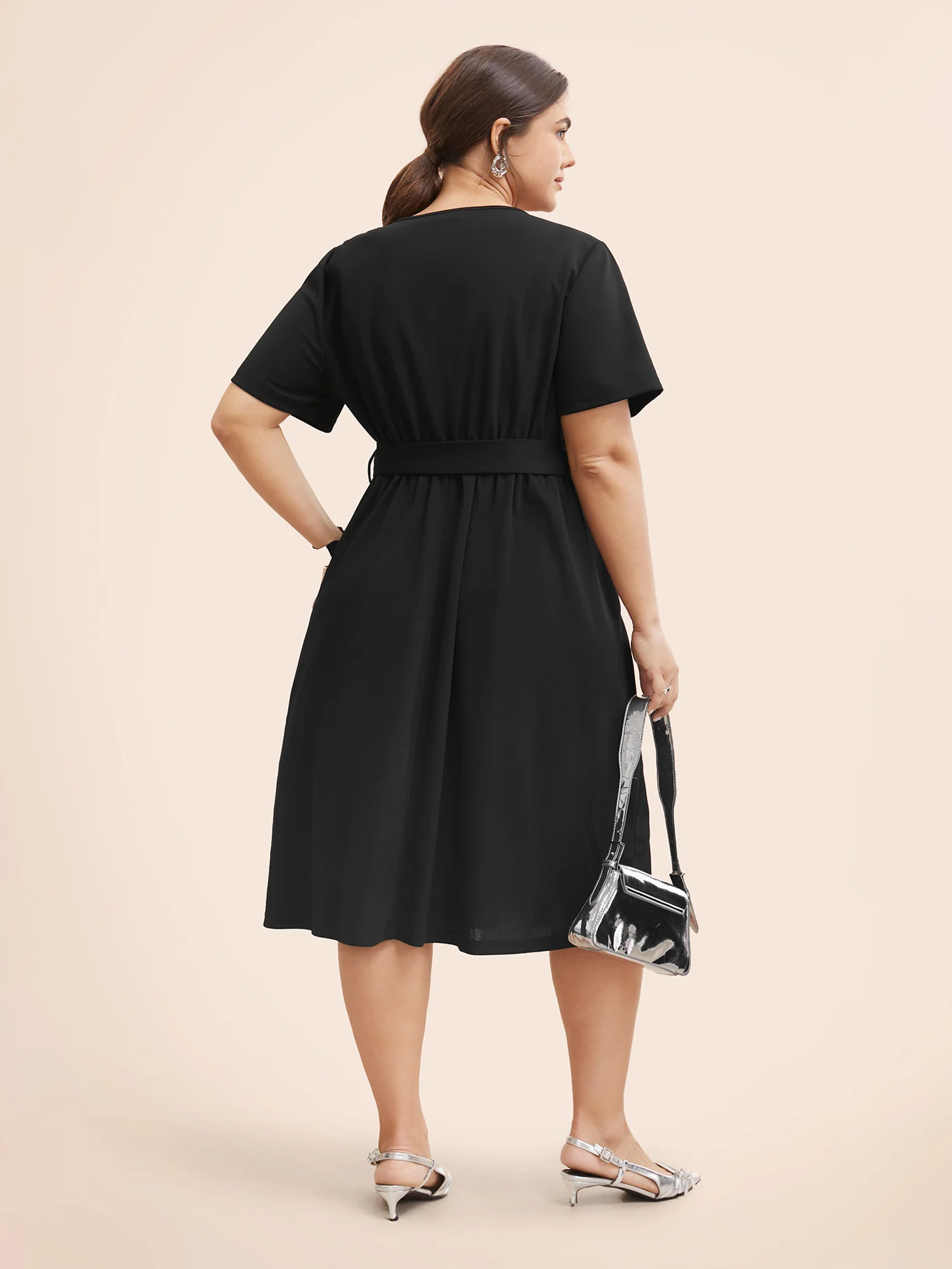 Crew Neck Metal Button Detail Belted Dress - Image 3