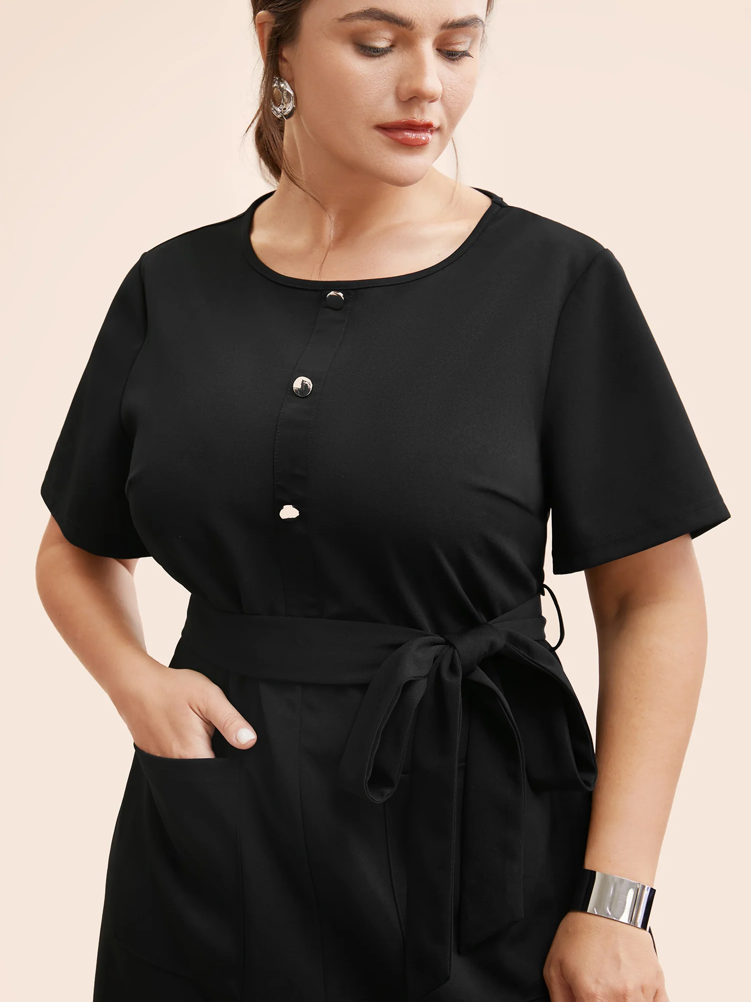Crew Neck Metal Button Detail Belted Dress - Image 4