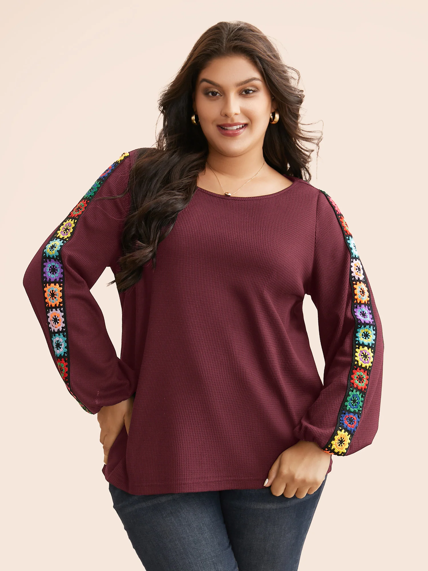 Crew Neck Patchwork Crochet Floral T-shirt - Image 2