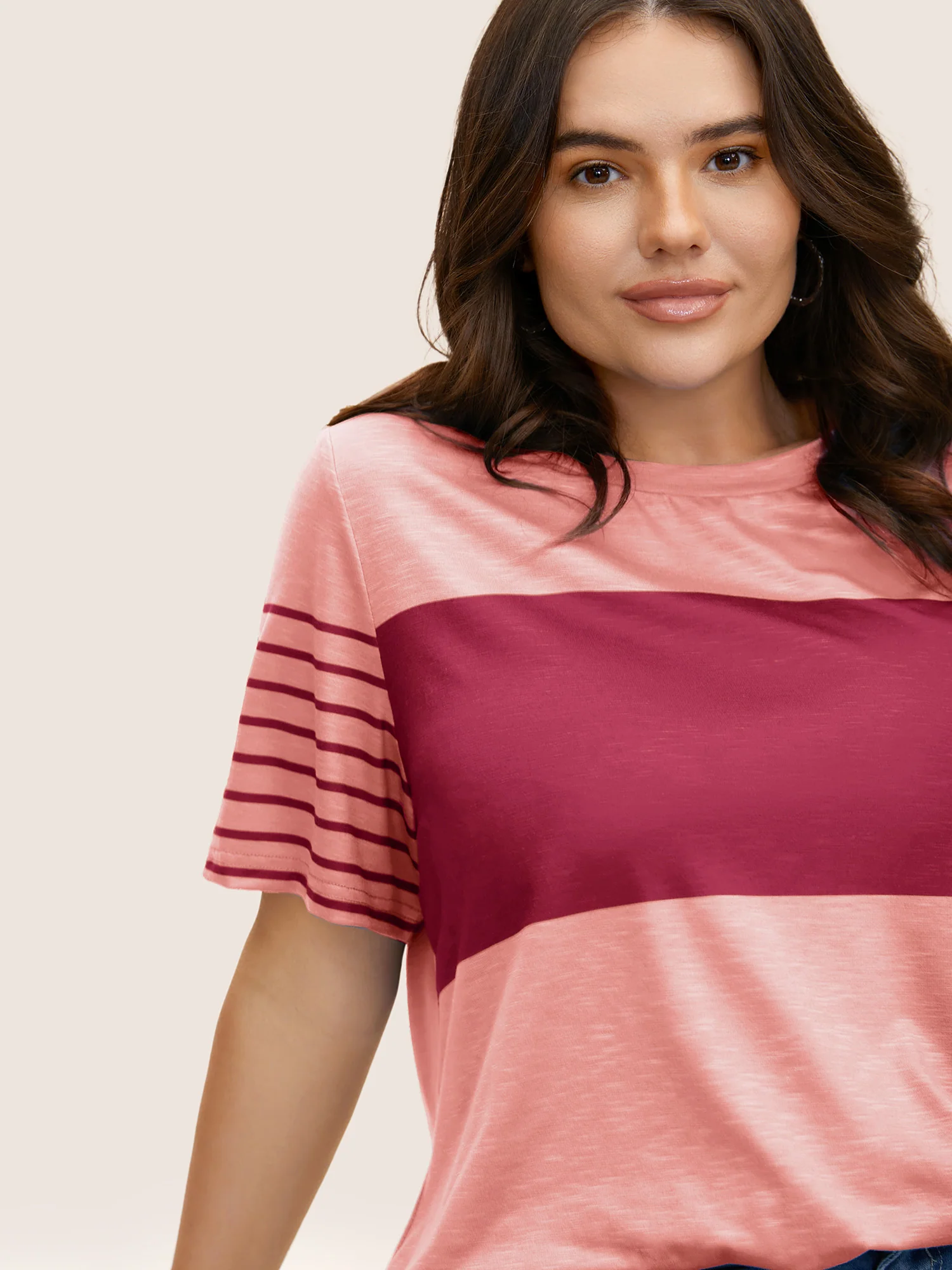 Crew Neck Striped Patchwork Contrast T-shirt - Image 4