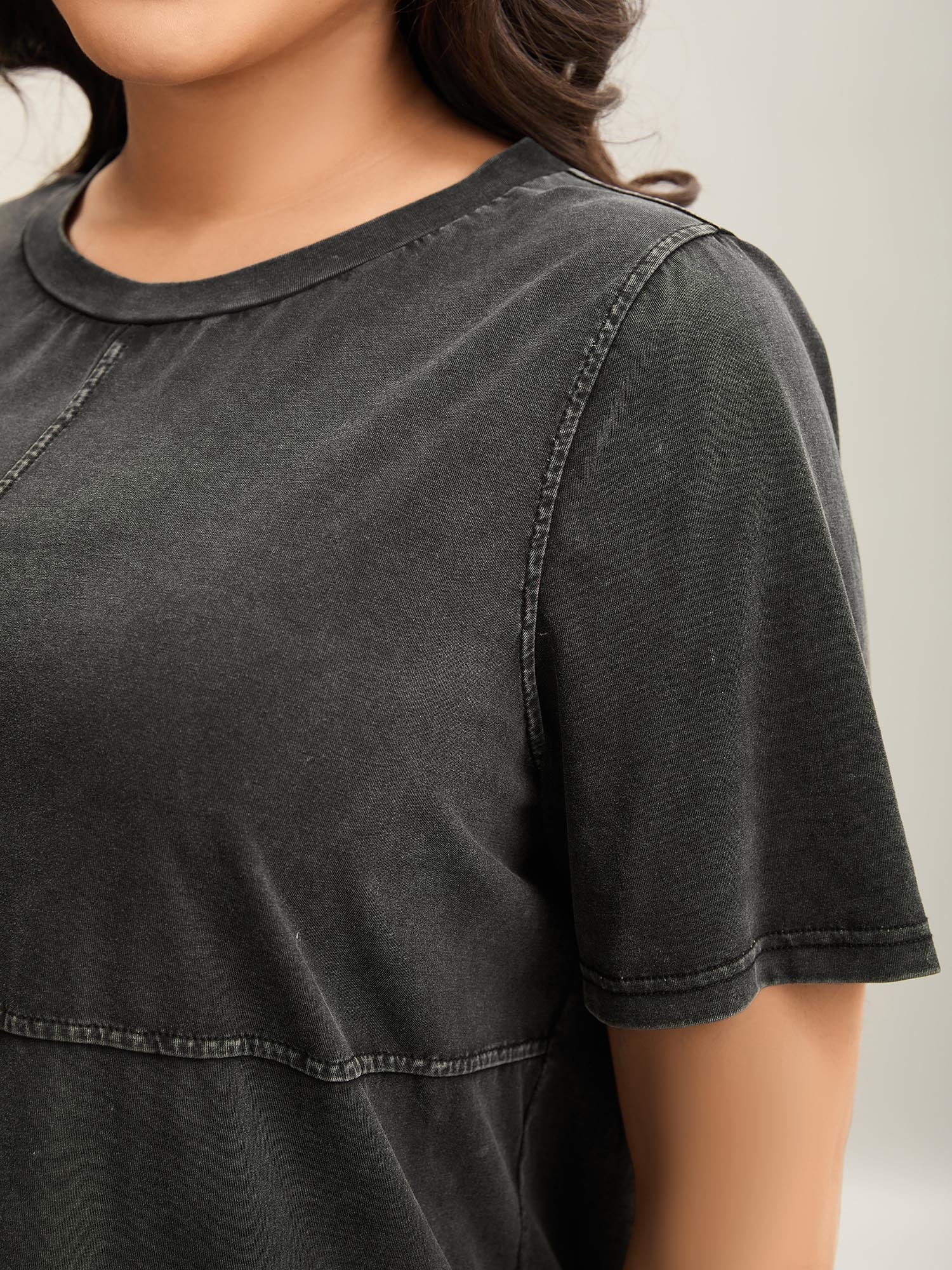 Crew Neck Vintage Plain T-Shirt - Image 2
