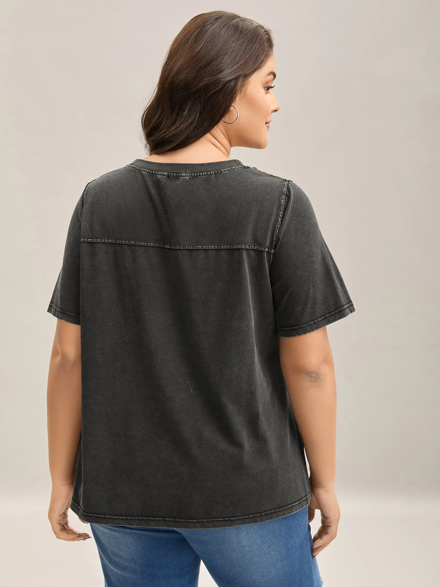 Crew Neck Vintage Plain T-Shirt - Image 4