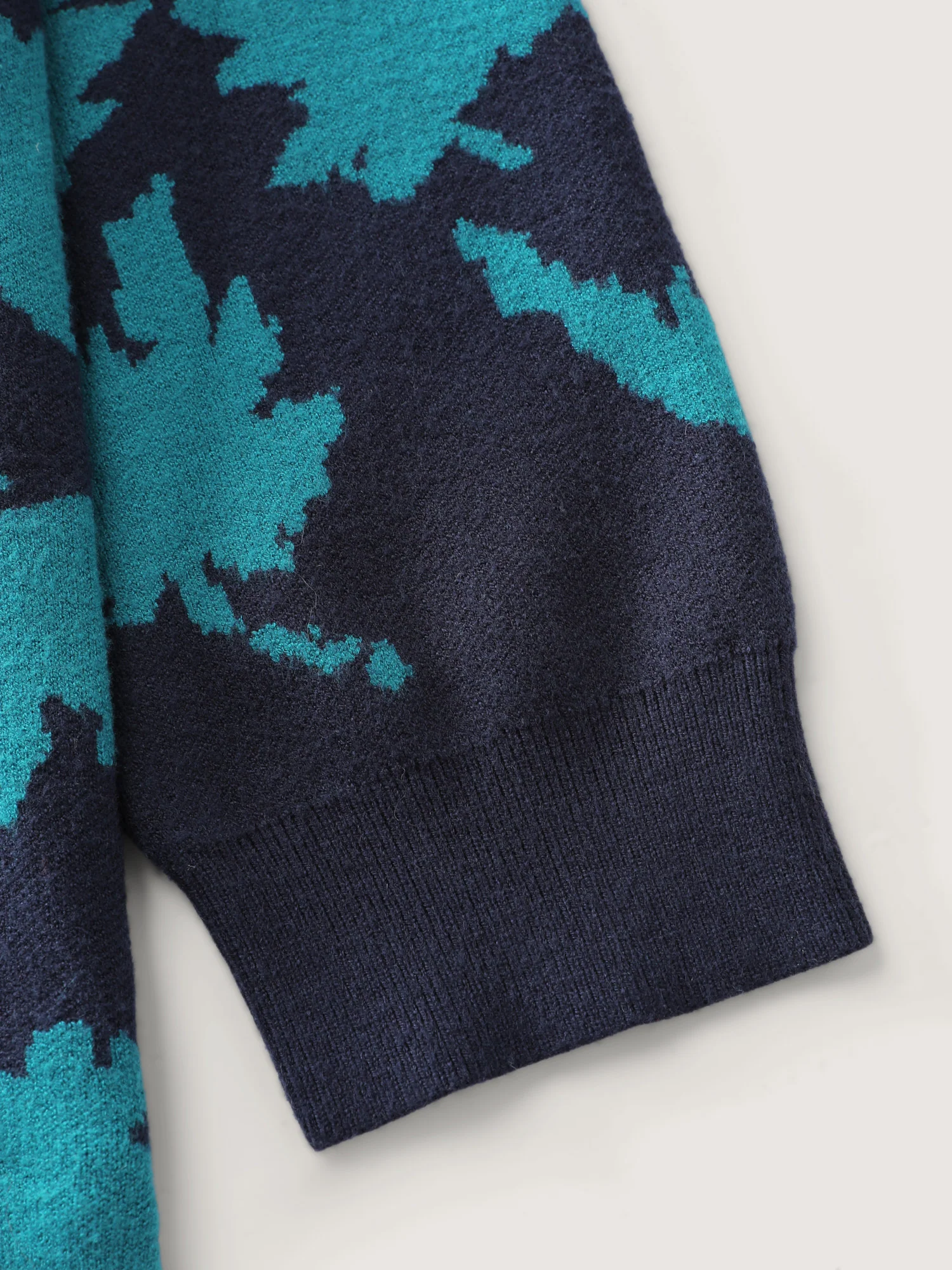 Crisp Fall Leaf Polo Neck Pullover - Image 7