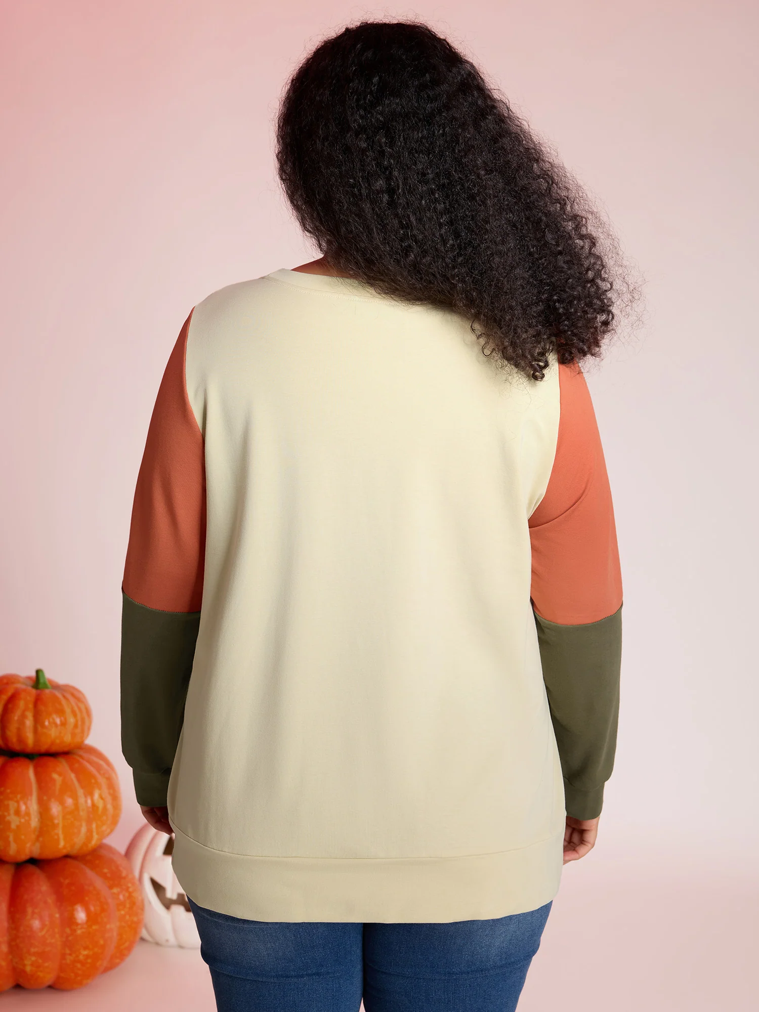 Crisp Leaf Print Sequin Embroidery Sweatshirt - Image 4