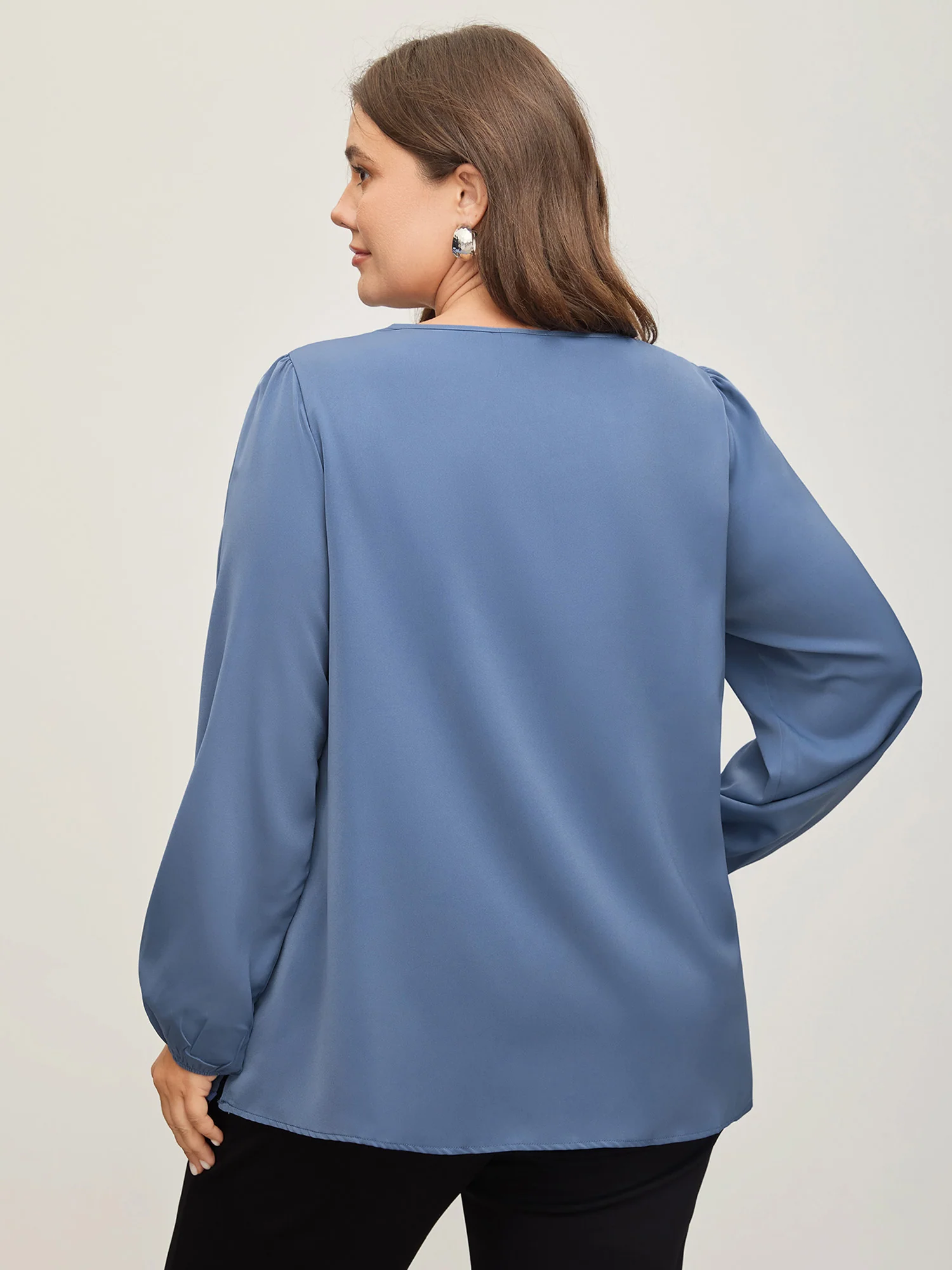 Criss Cross Neckline Puff Sleeve Gathered Blouse - Image 4