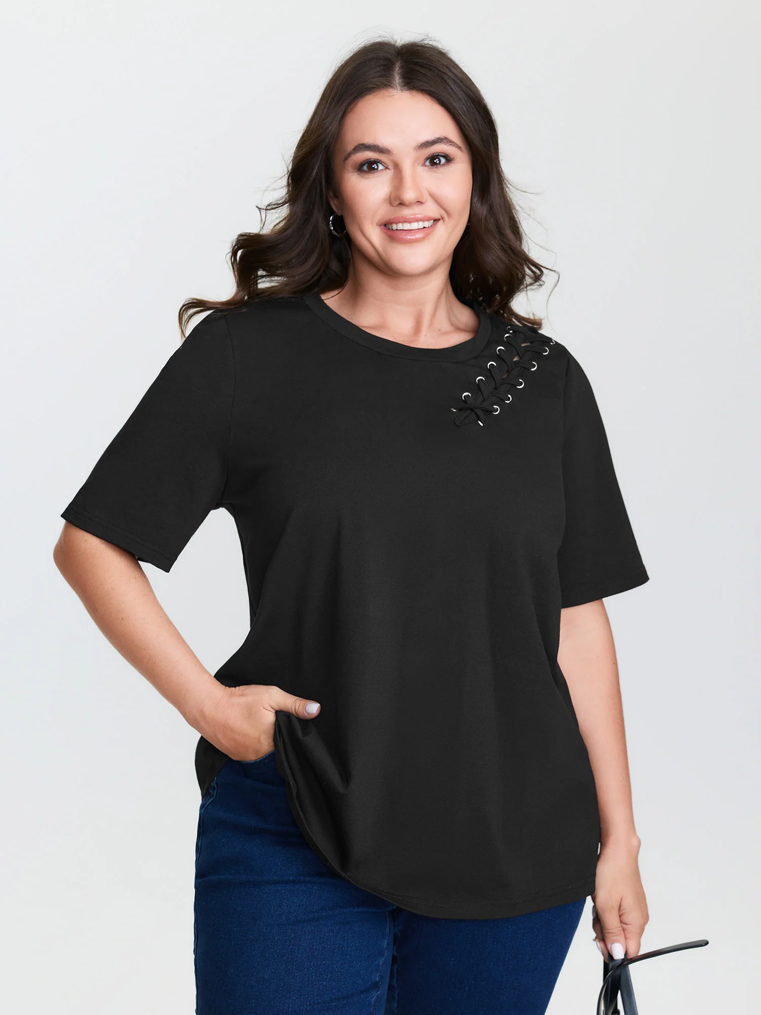 Crisscross Cut-Out Plain T-Shirt - Image 2