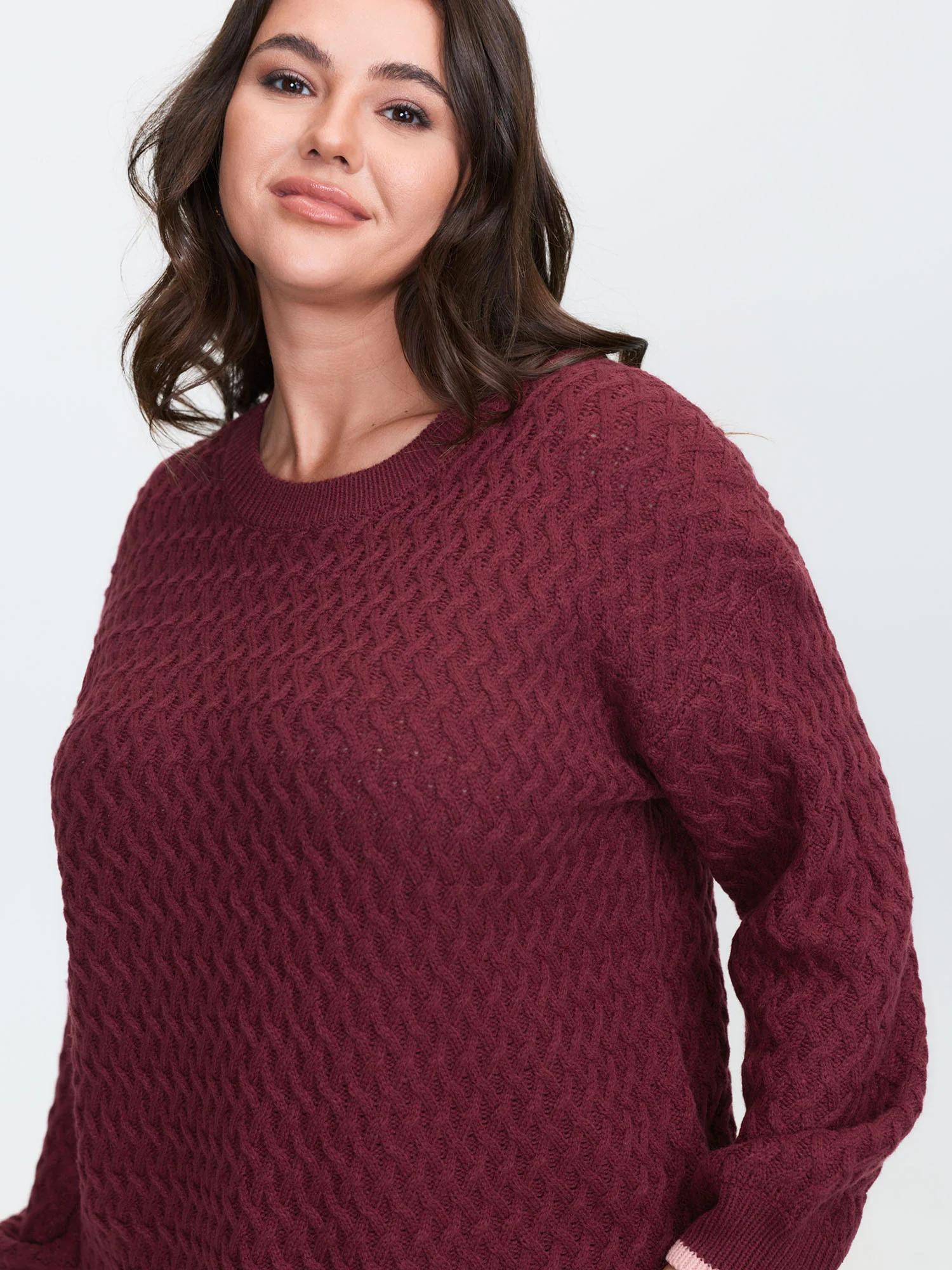 Crisscross Textured Color Contrast Pullover - Image 2