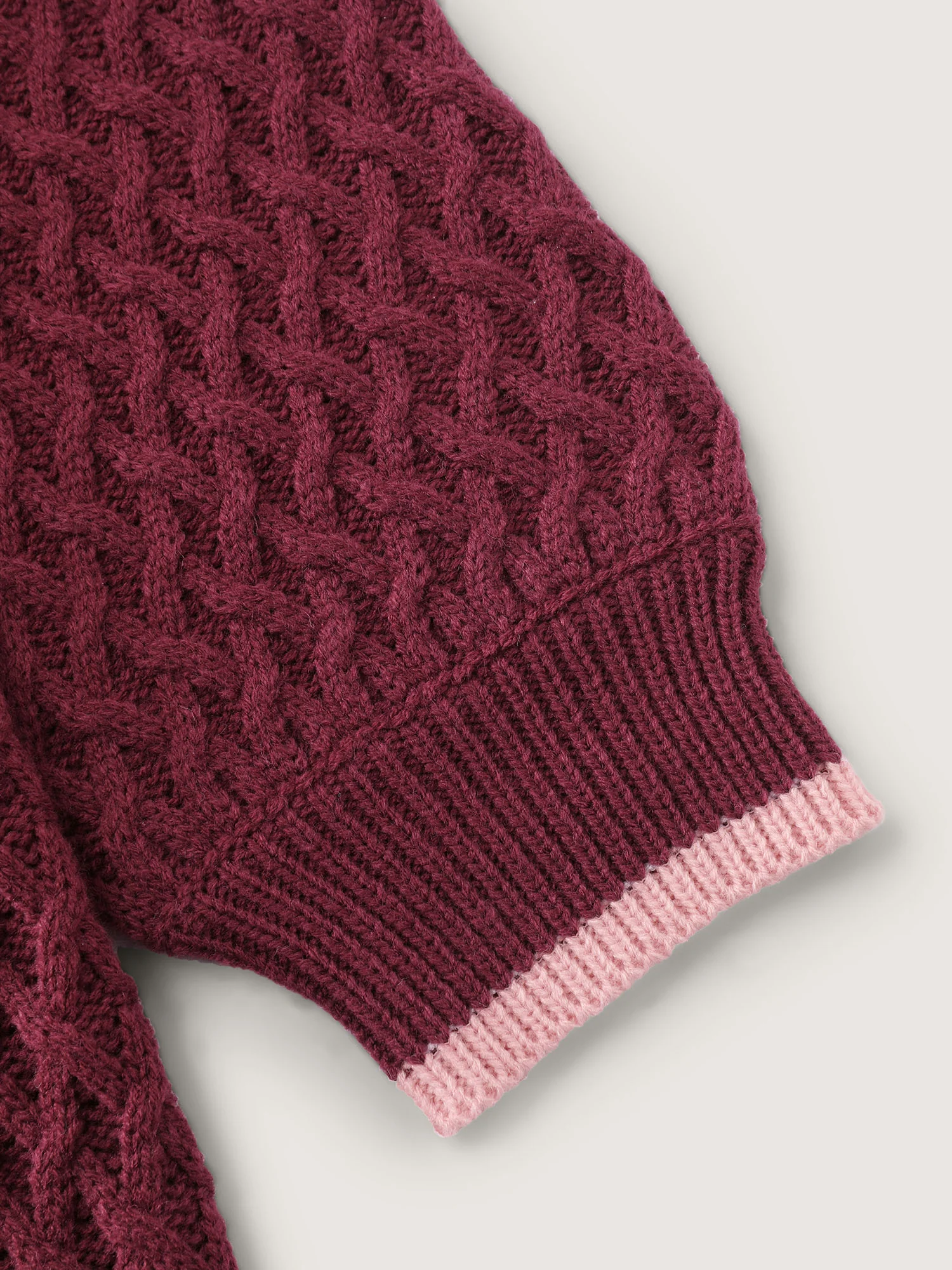 Crisscross Textured Color Contrast Pullover - Image 6