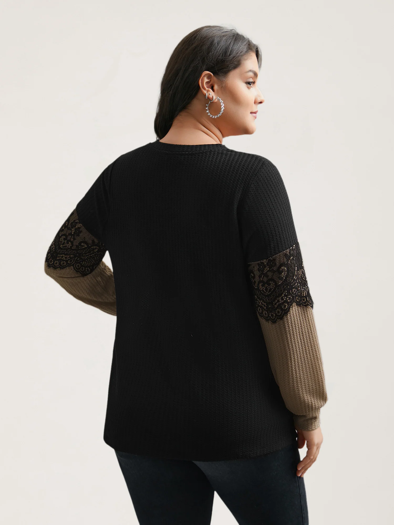 Crochet Lace Mesh Contrast Patchwork Top - Image 10