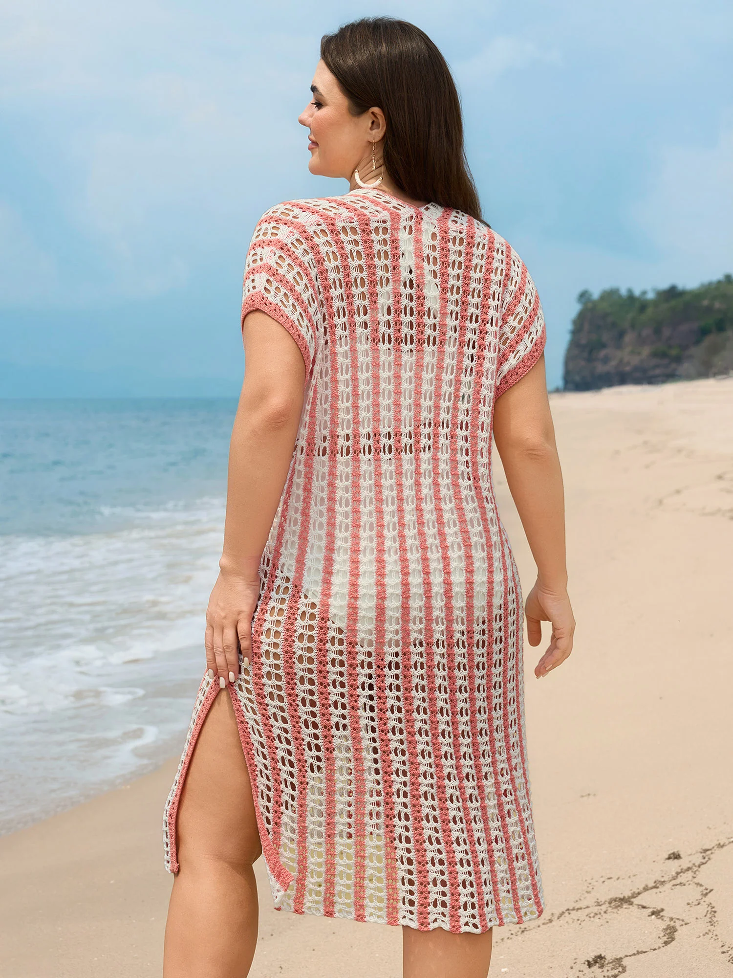 Crocheted Color Contrast Sheer Swim Cover-Up - Image 4