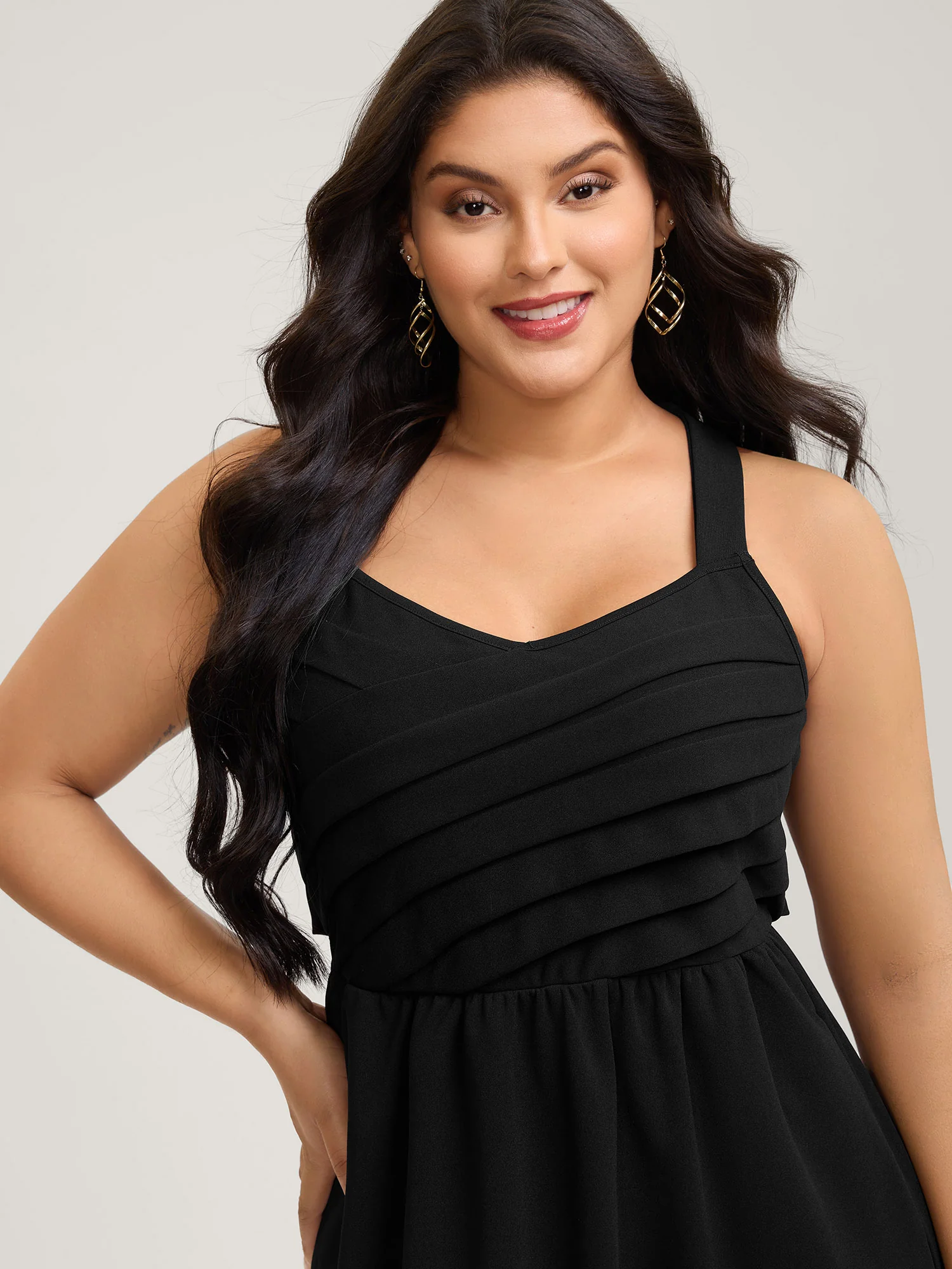 Crossover Pleated Bow-Tie Midi Dress - Image 2