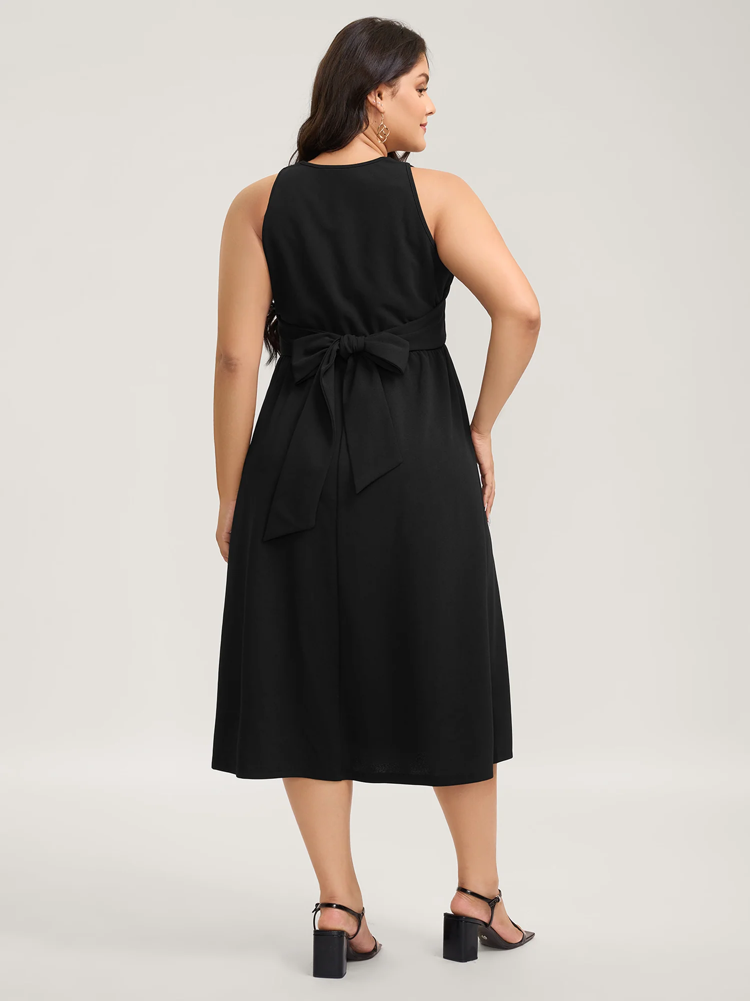 Crossover Pleated Bow-Tie Midi Dress - Image 5