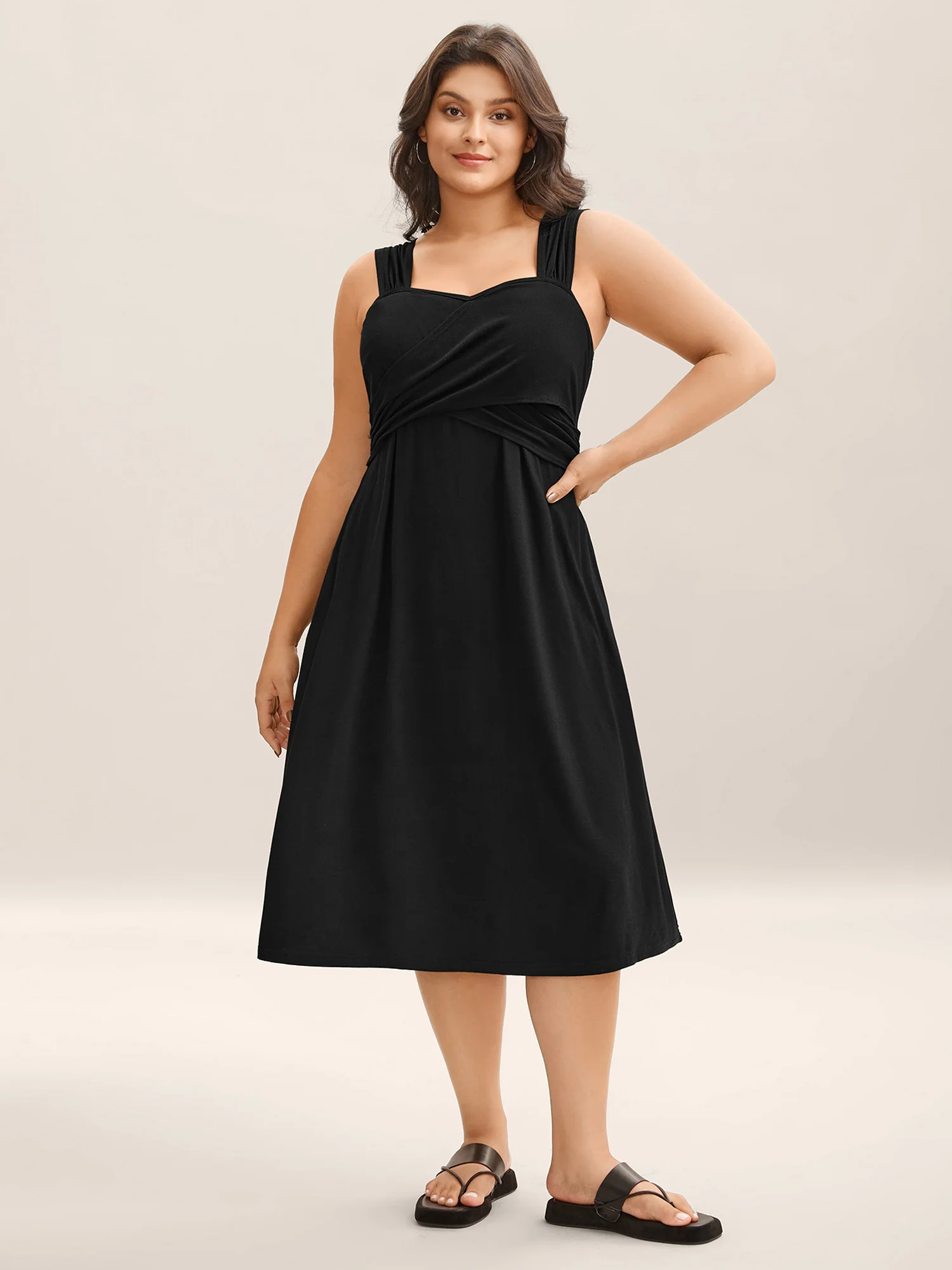 Crosswrap Bodice Pockets Midi Dress - Image 3