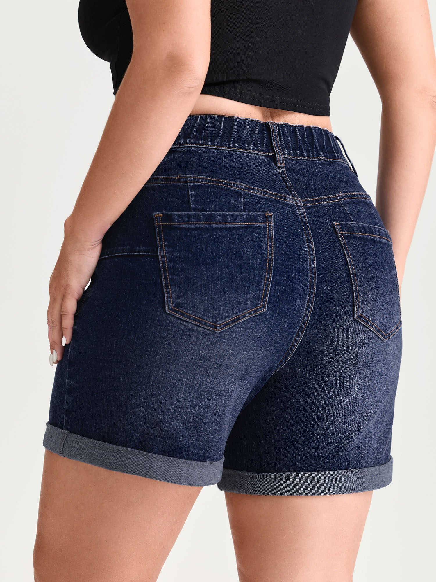 Curve-Friendly Stretchy Straight-Leg Denim Shorts - Image 17