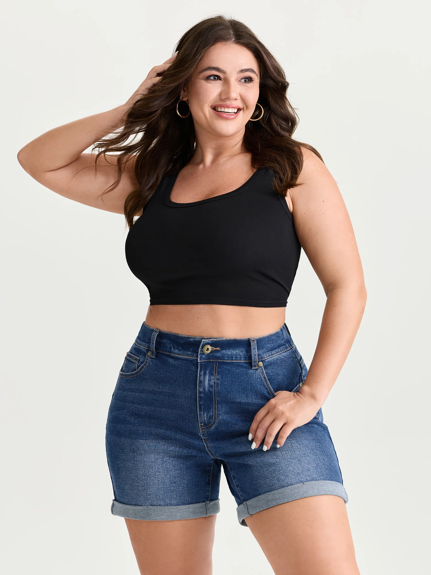 Curve-Friendly Stretchy Straight-Leg Denim Shorts - Image 3