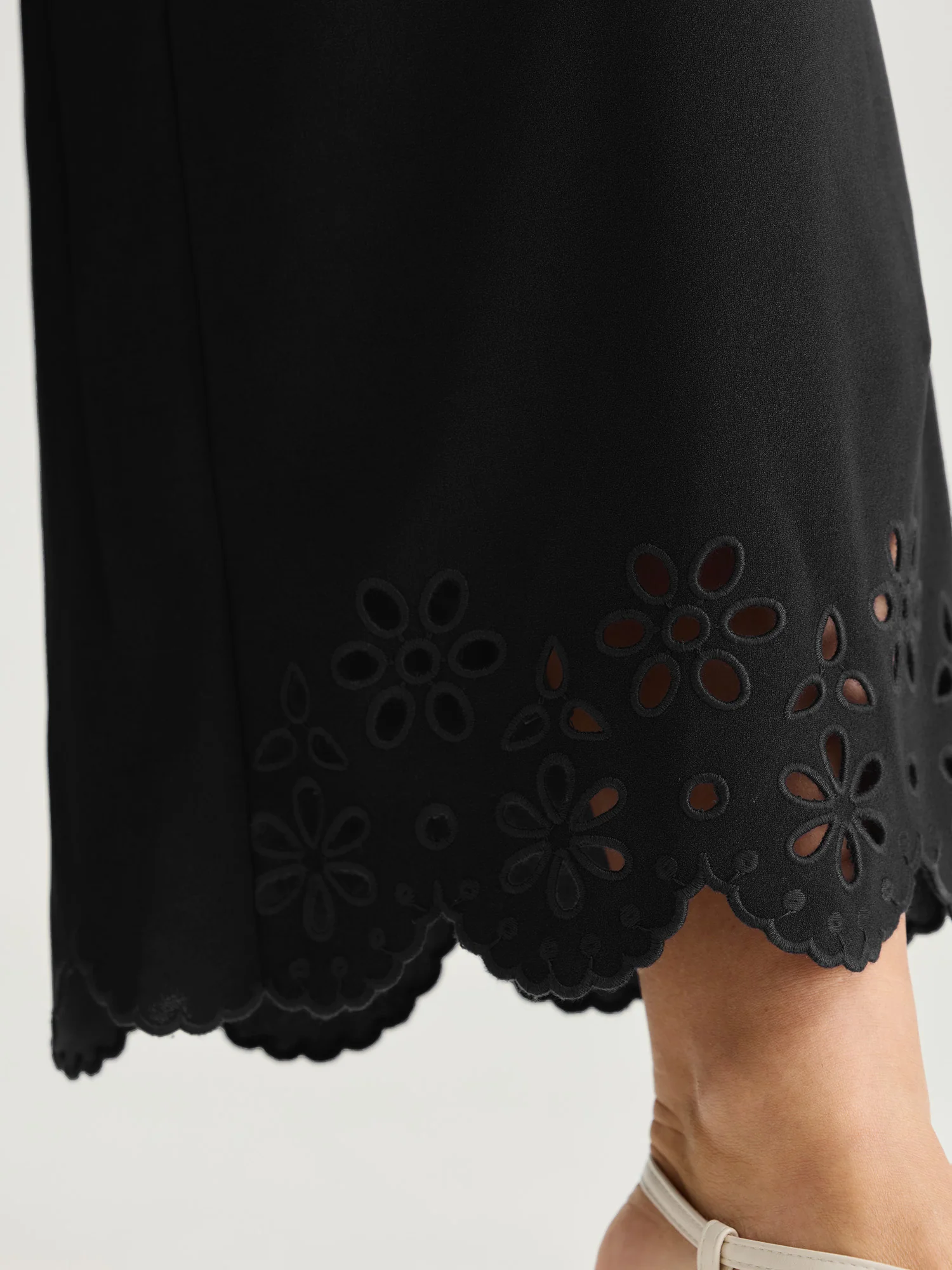 Cut-Out Embroidered Hem Plain Pants - Image 14