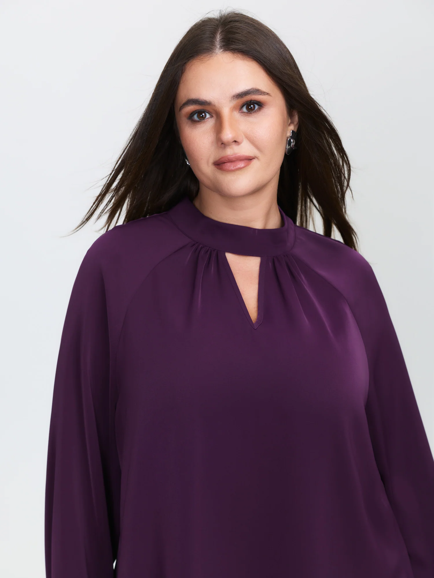 Cut-Out Neckline Pleated Blouse - Image 4