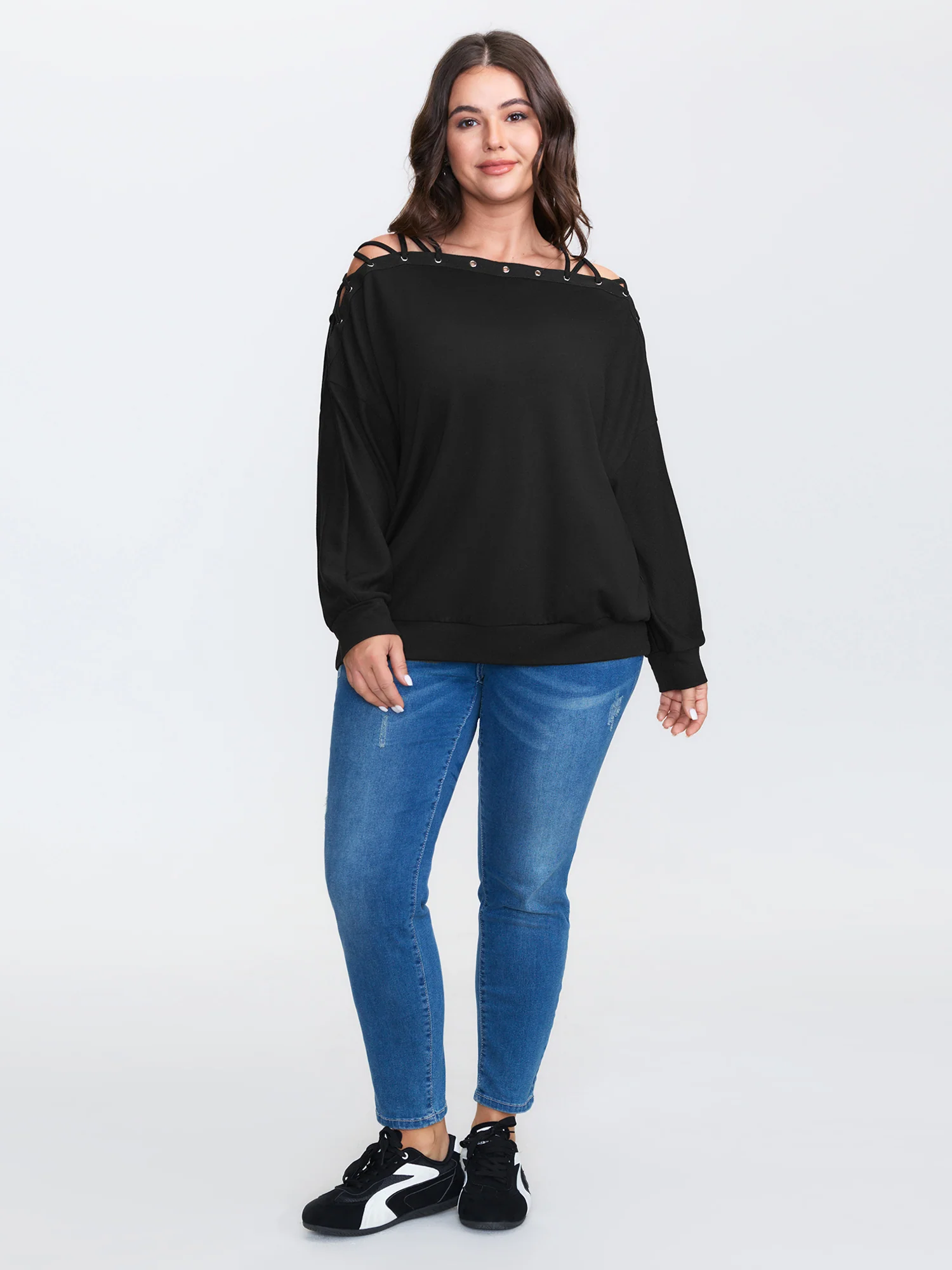 Cut-Out Off-Shoulder Plain Sweatshirt - Image 3