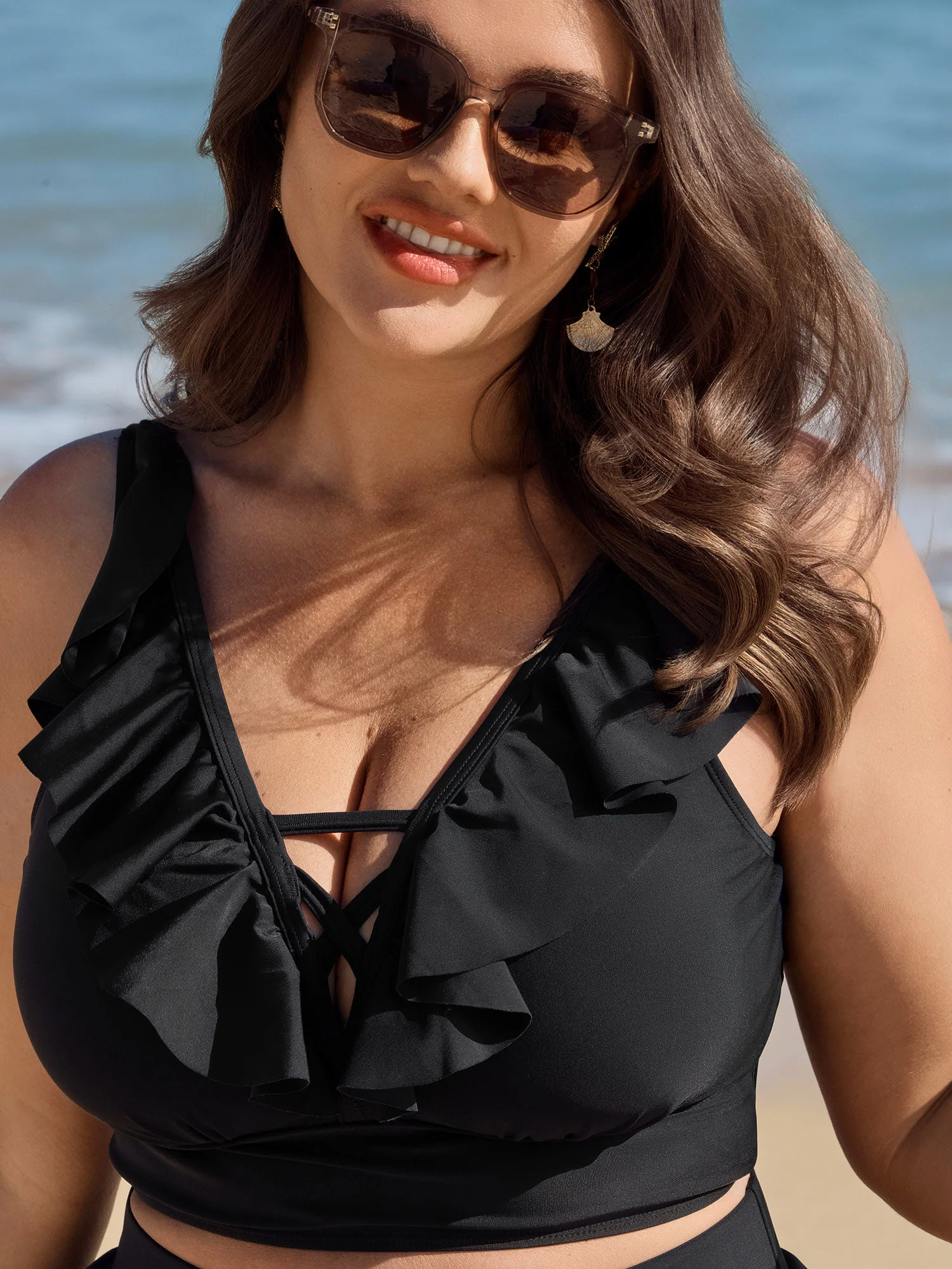 Cut-Out Ruffled Sleeve Swim Top - Image 3