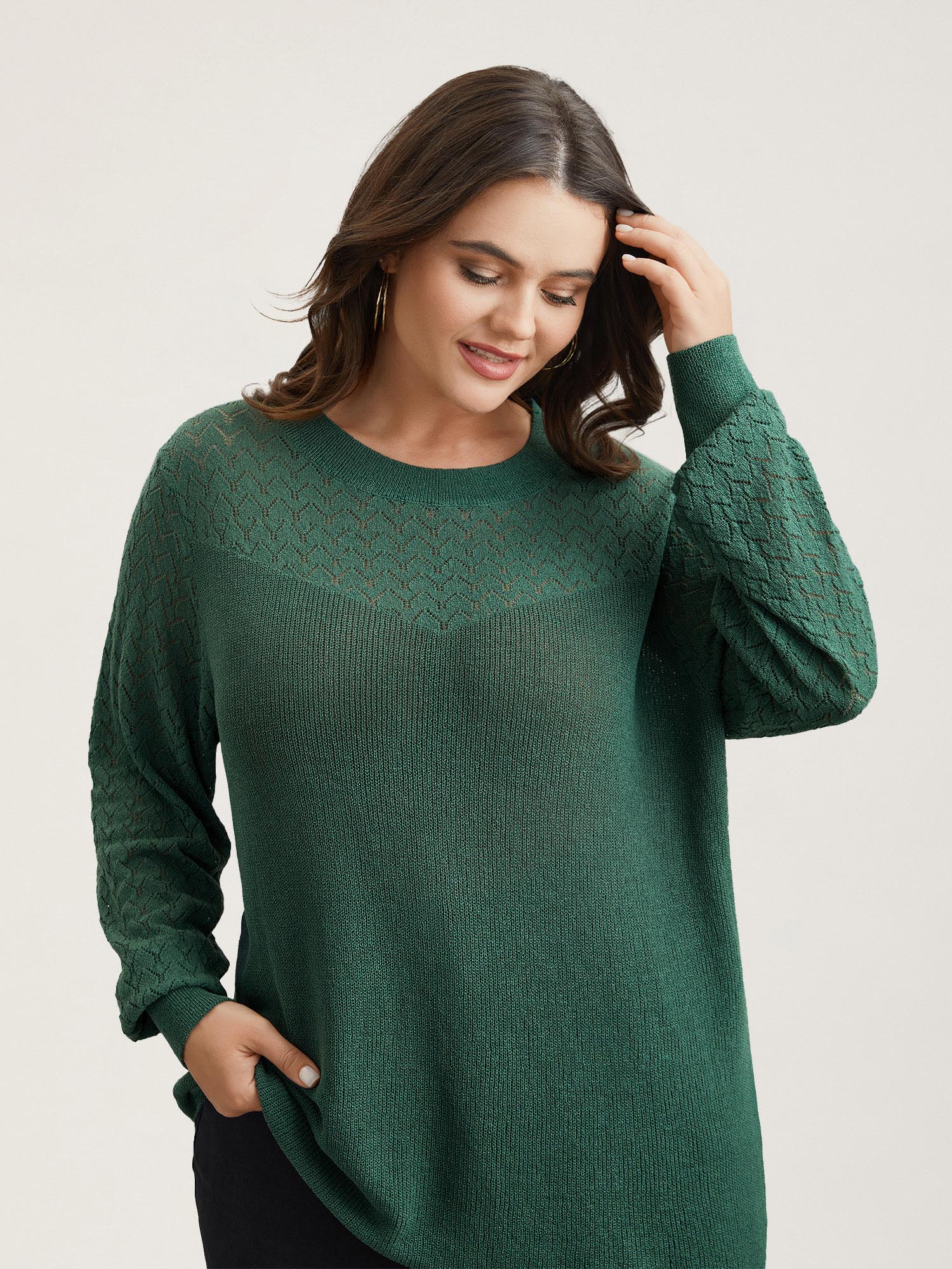 Cut-Out Textured Ribbed Hem Pullover - Image 5