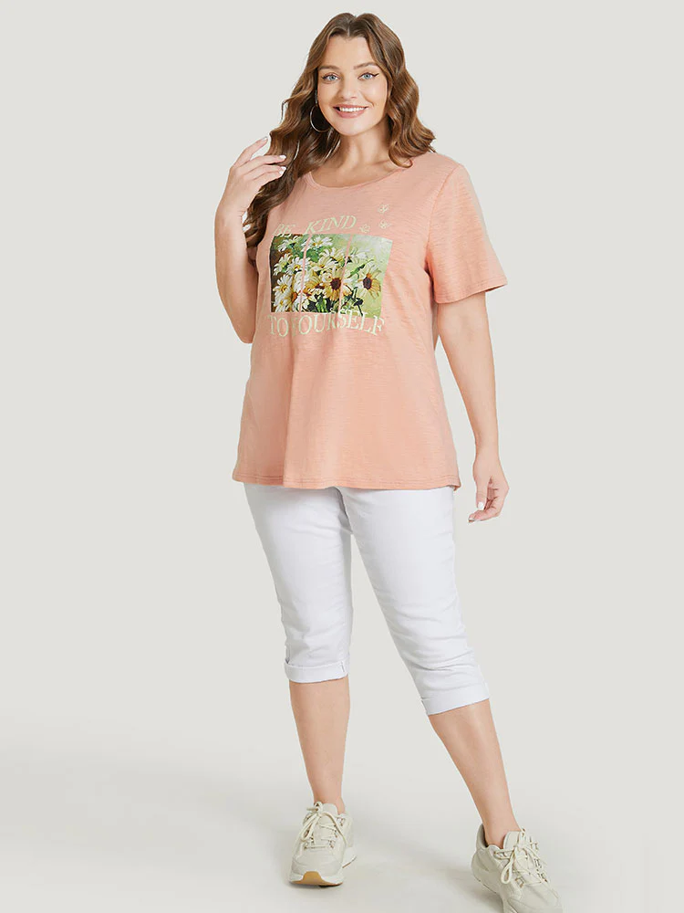 Daisy Floral  & Letter Priint Round Neck T-shirt - Image 4