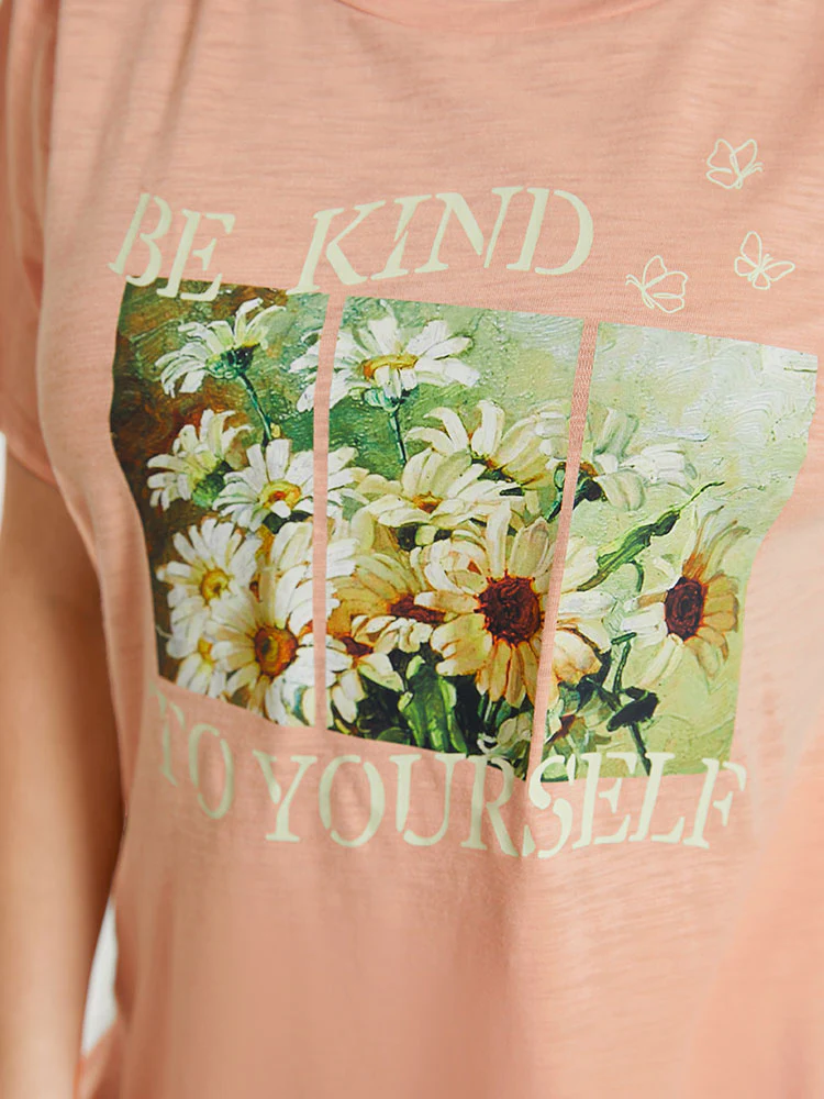 Daisy Floral  & Letter Priint Round Neck T-shirt - Image 6