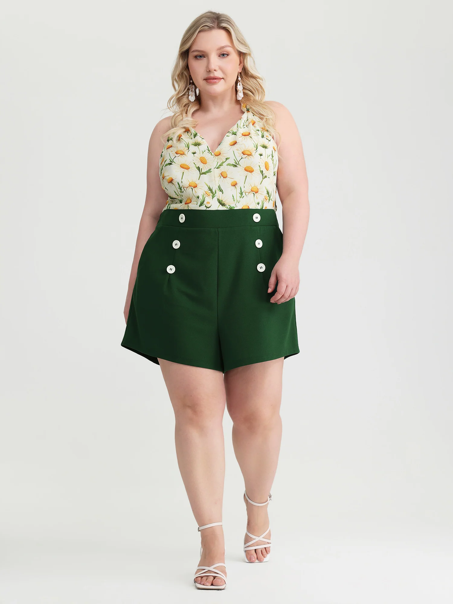 Daisy Print Halter Tie Neckline Romper - Image 3