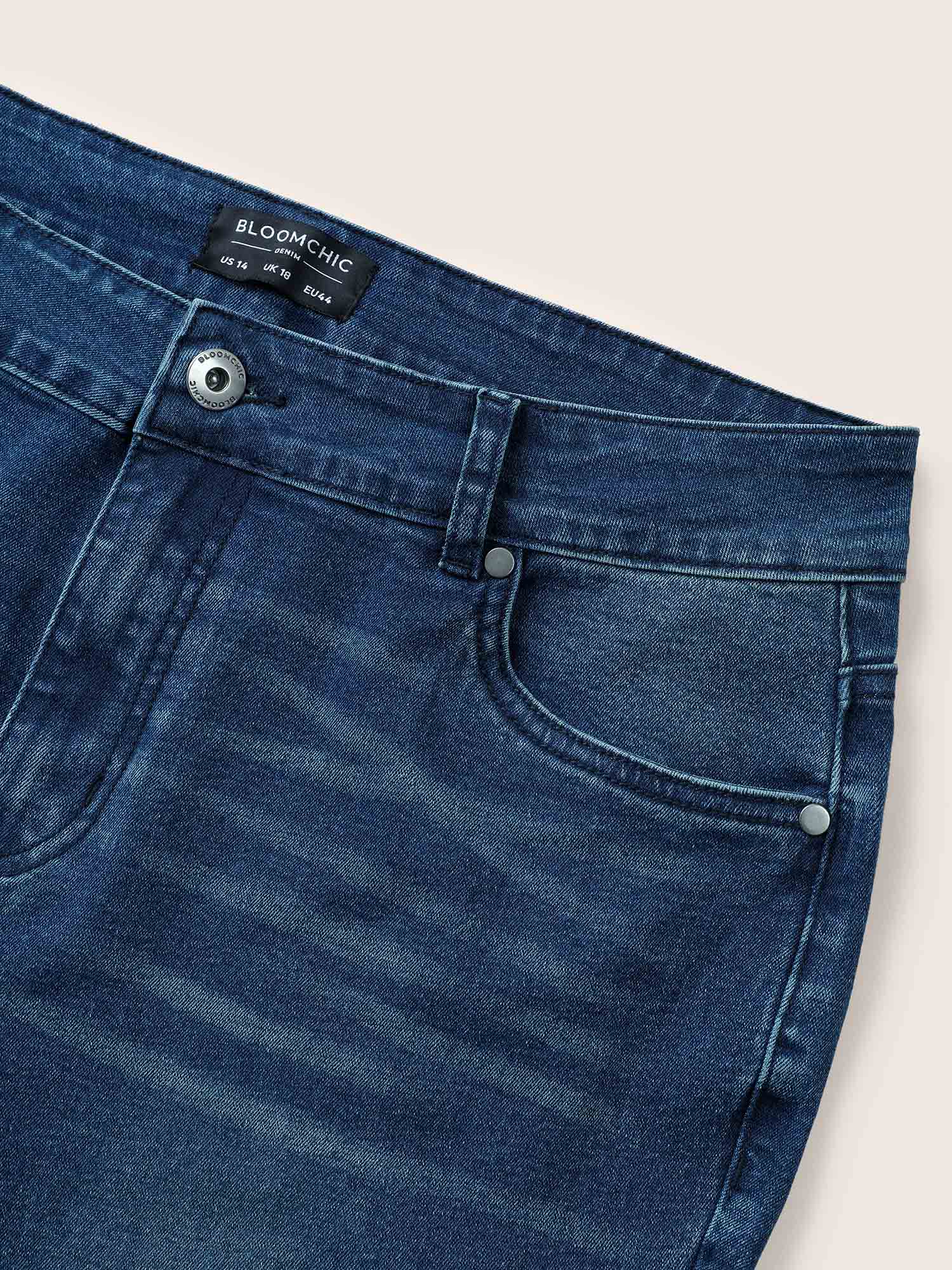 Dark Wash Pocket Slim Cropped Jeans - Image 5