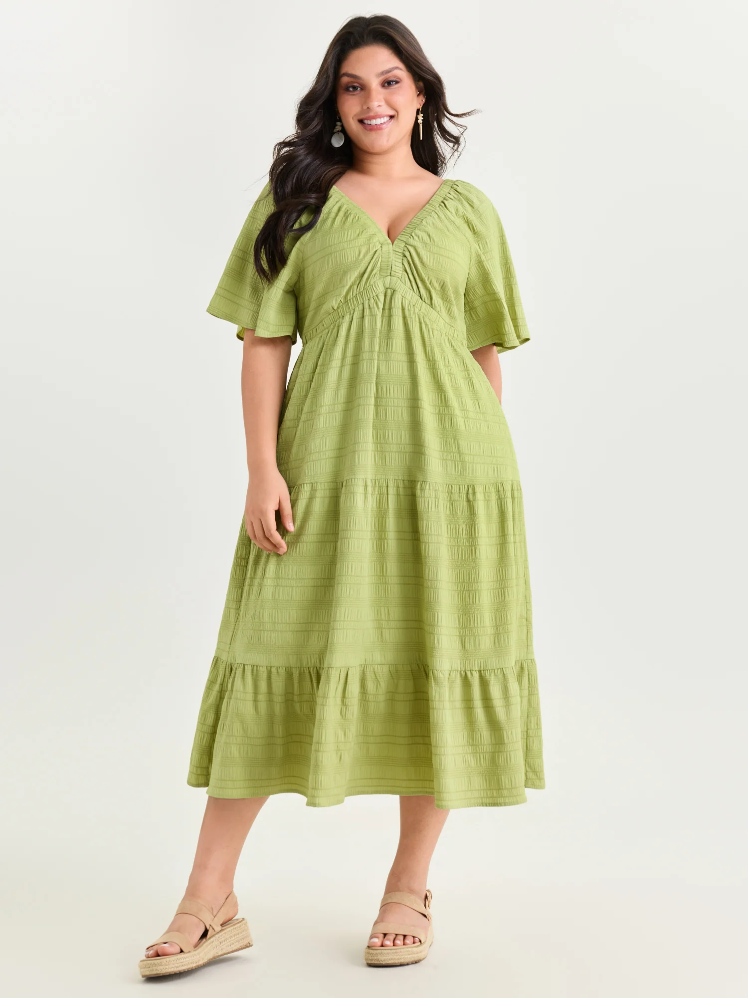 Deep V-Neckline Tiered Flowy Maxi Dress - Image 3