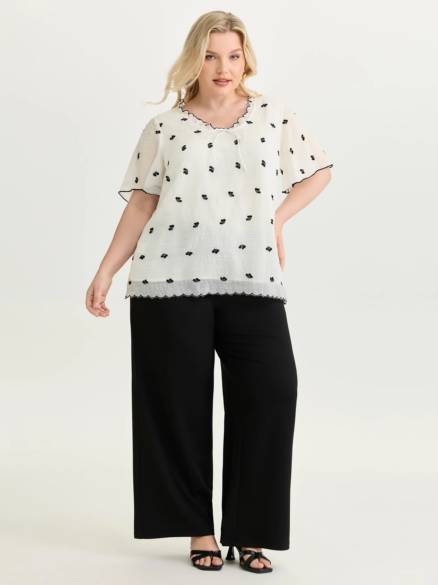 Delicate Floral Embroidery Bowknot Blouse - Image 3