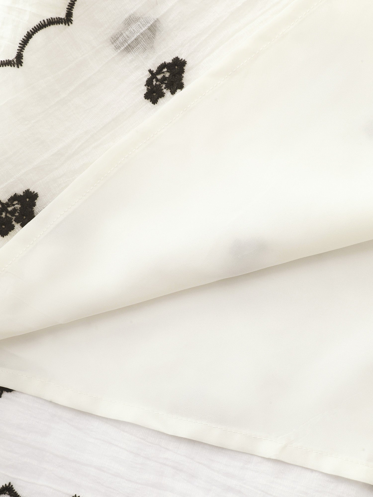 Delicate Floral Embroidery Bowknot Blouse - Image 6