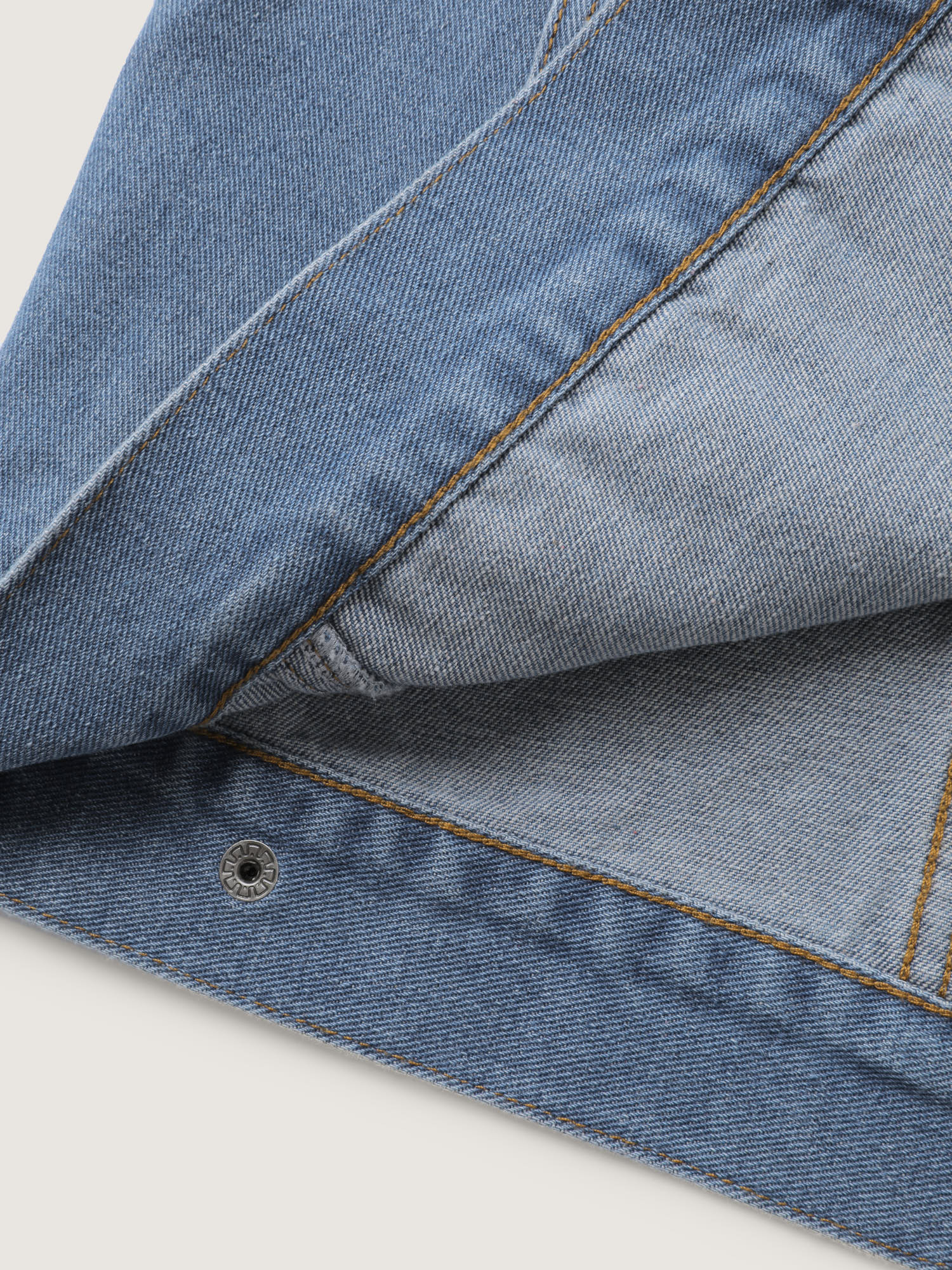 Denim Chest Flaps Cropped Jacket - Image 8