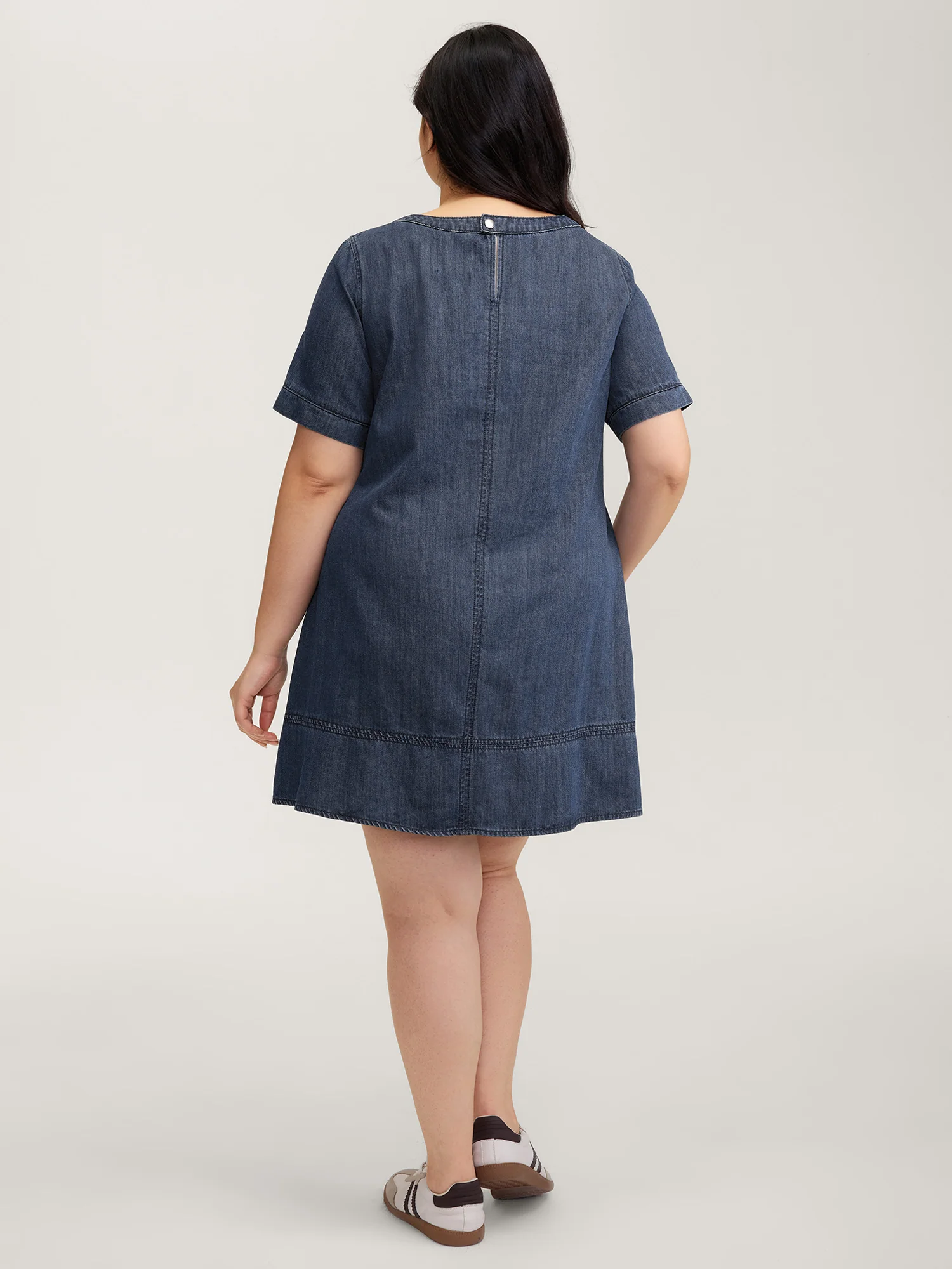 Denim Pockets Button Back Mini Dress - Image 3