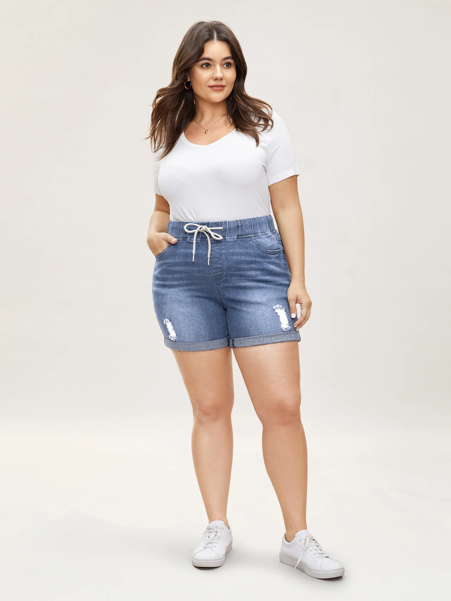 Pull-On Drawstring Elastic Waist Denim Shorts - Image 11