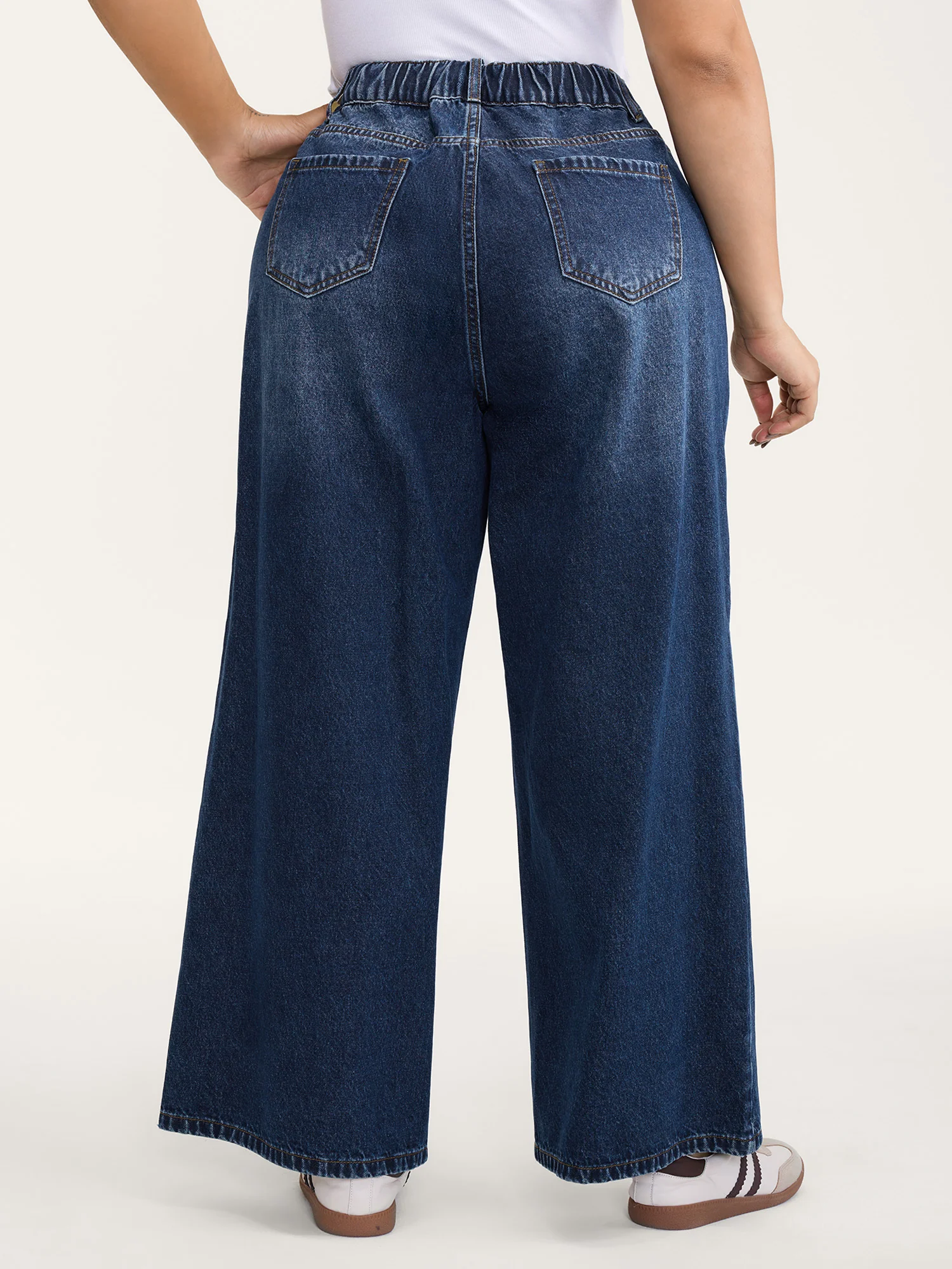Everyday Wide-Leg Elastic Back Waist Jeans - Image 5