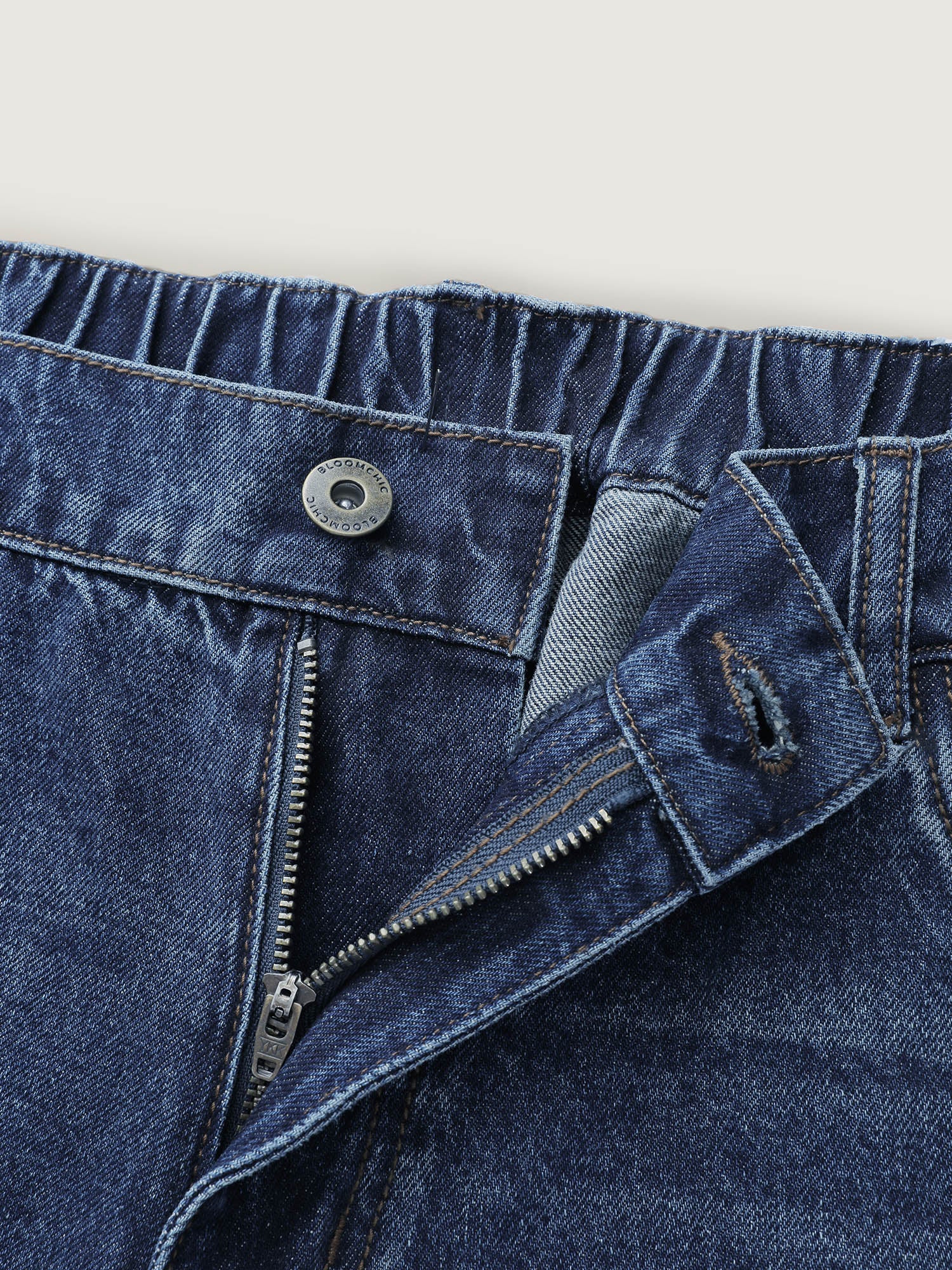 Everyday Wide-Leg Elastic Back Waist Jeans - Image 6