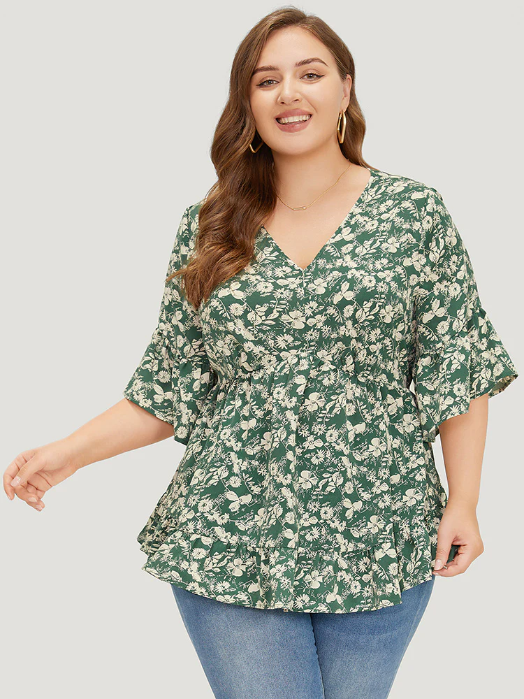 Ditsy Floral Bell Sleeve Flutter Hem Blouse - Image 5