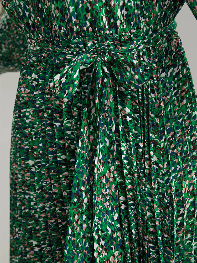Ditsy Floral Belted Pleated Dress - Image 6