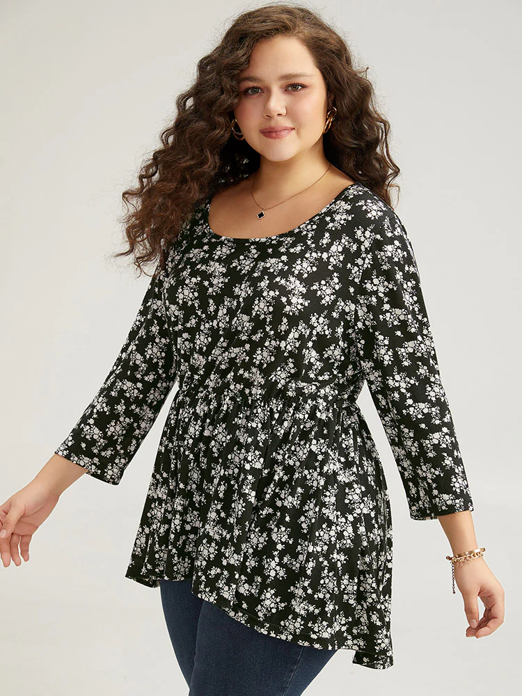 Ditsy Floral Crew Neck High Low Hem T-shirt - Image 3