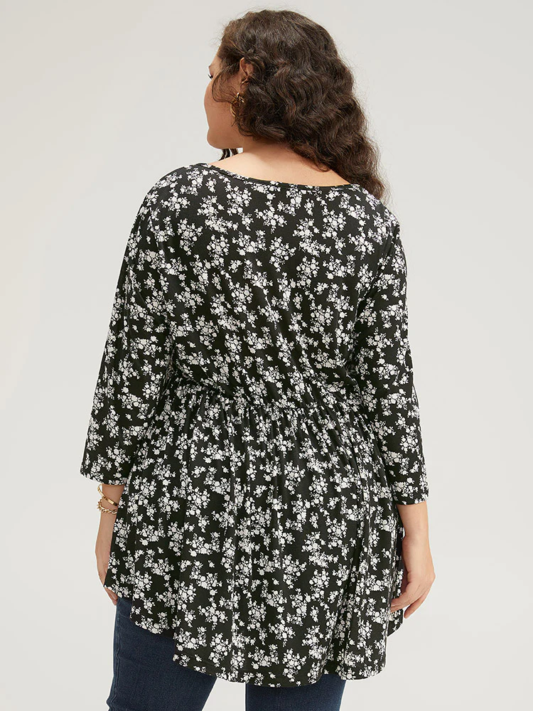 Ditsy Floral Crew Neck High Low Hem T-shirt - Image 4