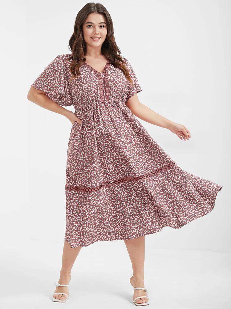Ditsy Floral Crochet Lace Ruffled Midi Dress - Image 4