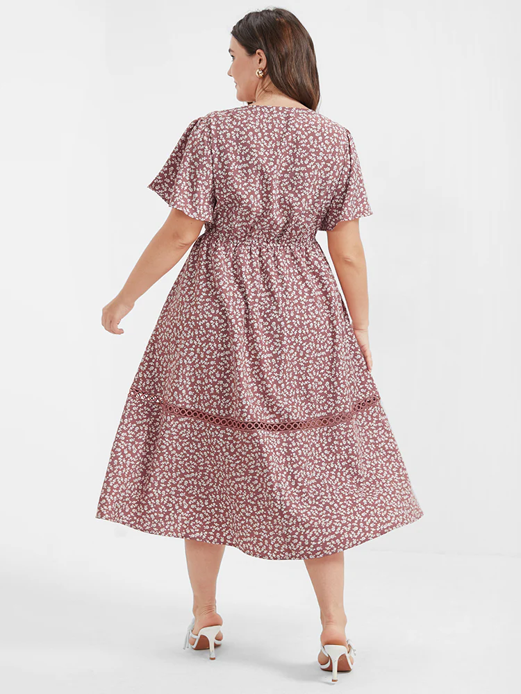 Ditsy Floral Crochet Lace Ruffled Midi Dress - Image 5